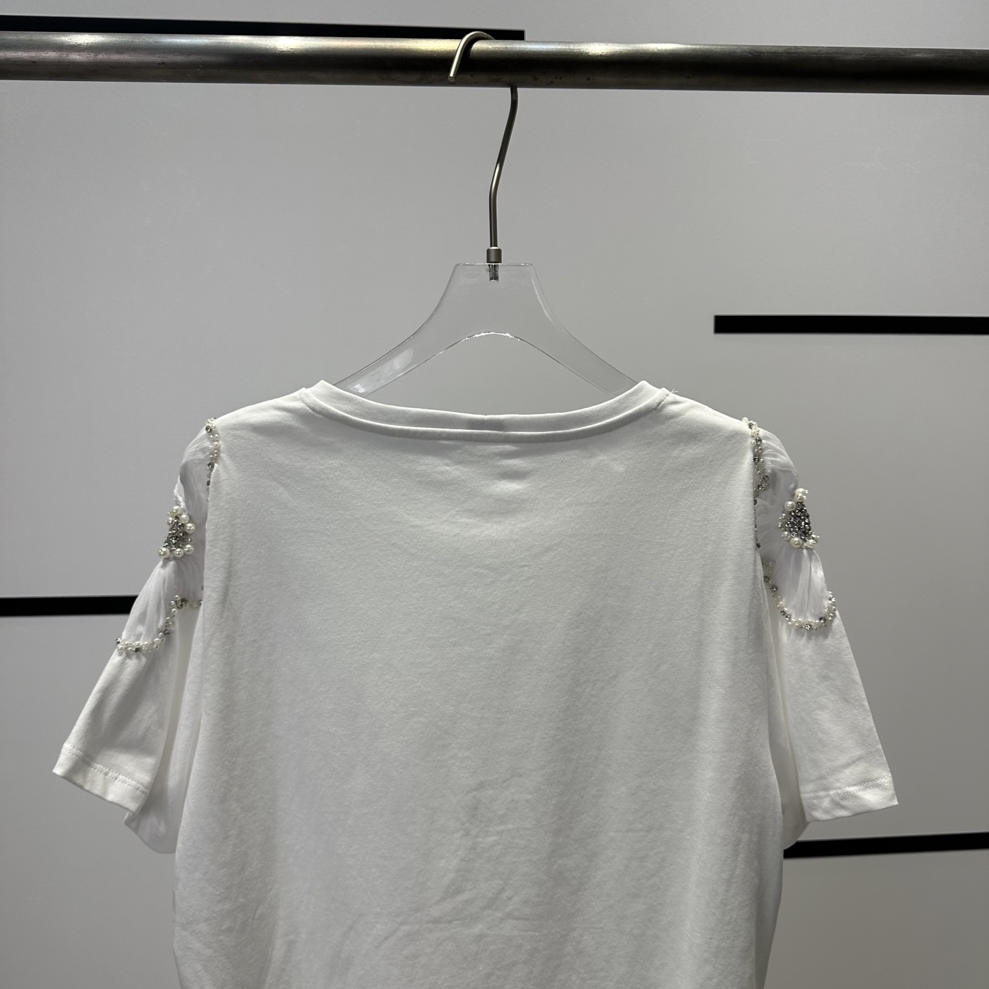 High-End Women’s Outfits: SandroB5170 Pack – Stylish Summer T-Shirt Combos for SMLs - 图片 6