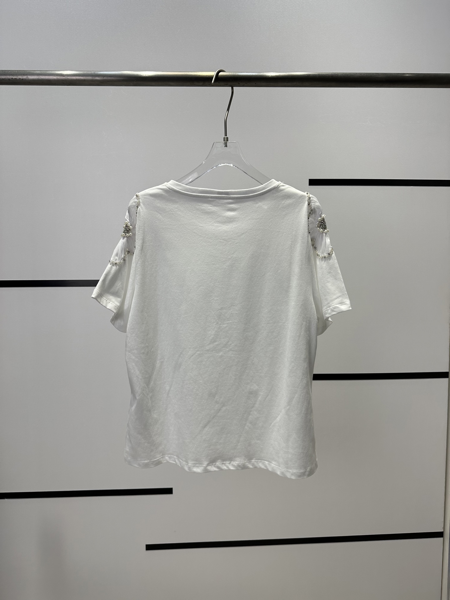 High-End Women’s Outfits: SandroB5170 Pack – Stylish Summer T-Shirt Combos for SMLs - 图片 2