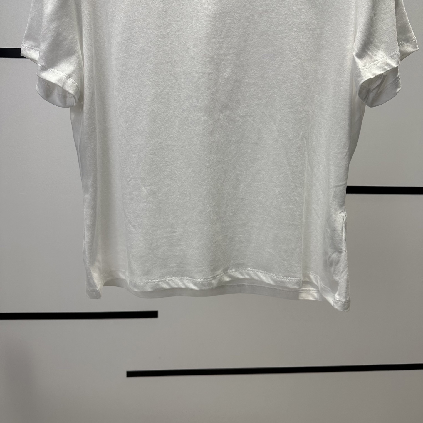 High-End Women’s Outfits: SandroB5170 Pack – Stylish Summer T-Shirt Combos for SMLs - 图片 5