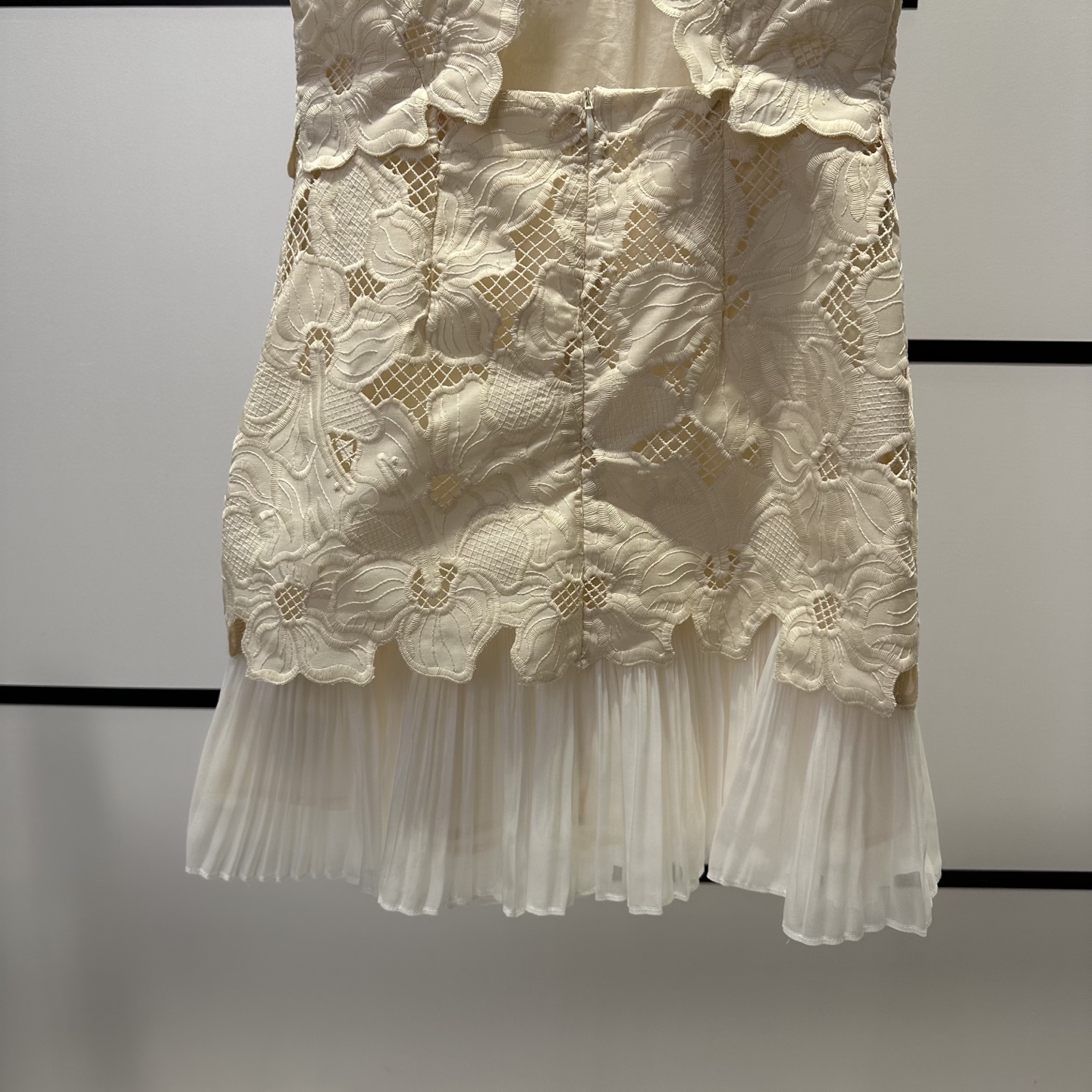High-Quality Female Suit with SandroB5185 Water-Soaked Web Dress Customization - 图片 8