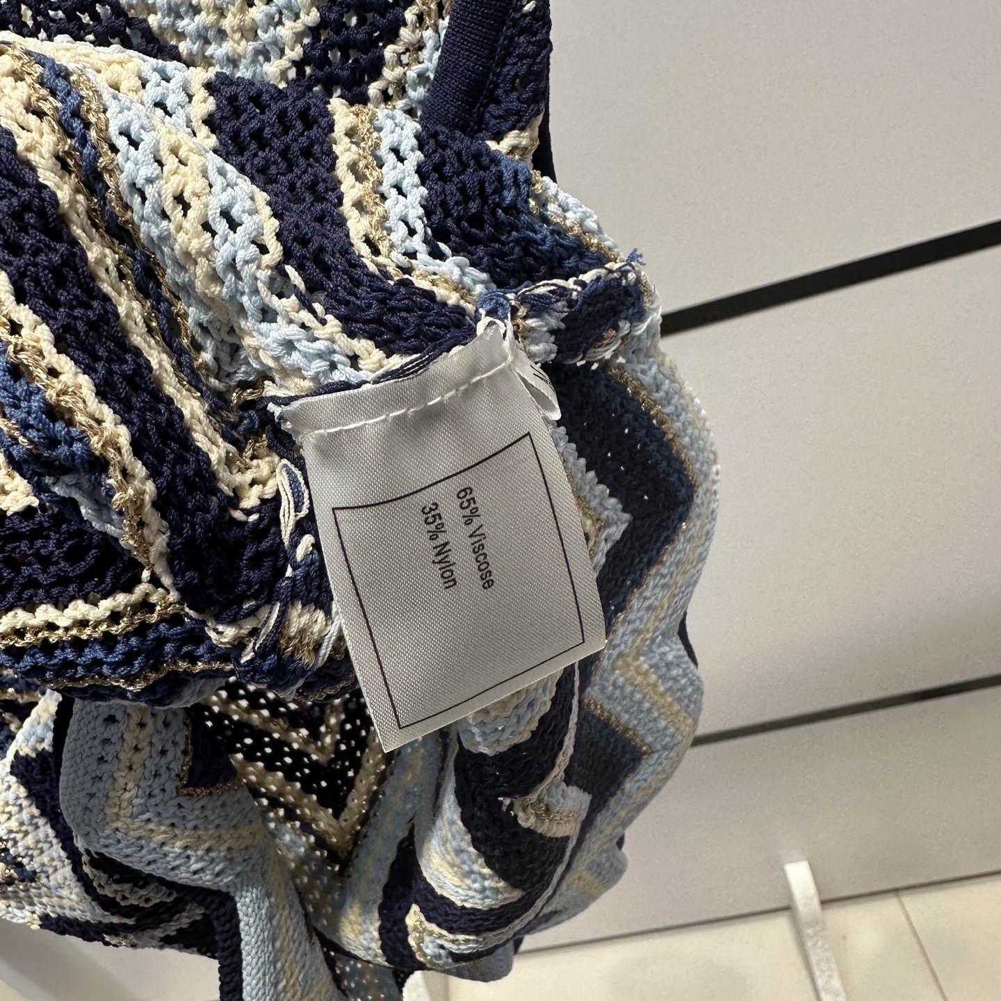 Maje A66114 Women’s Suit: High-End Quality, Wave-Lined Design, Custom Weave, Flattering Fit - 图片 9