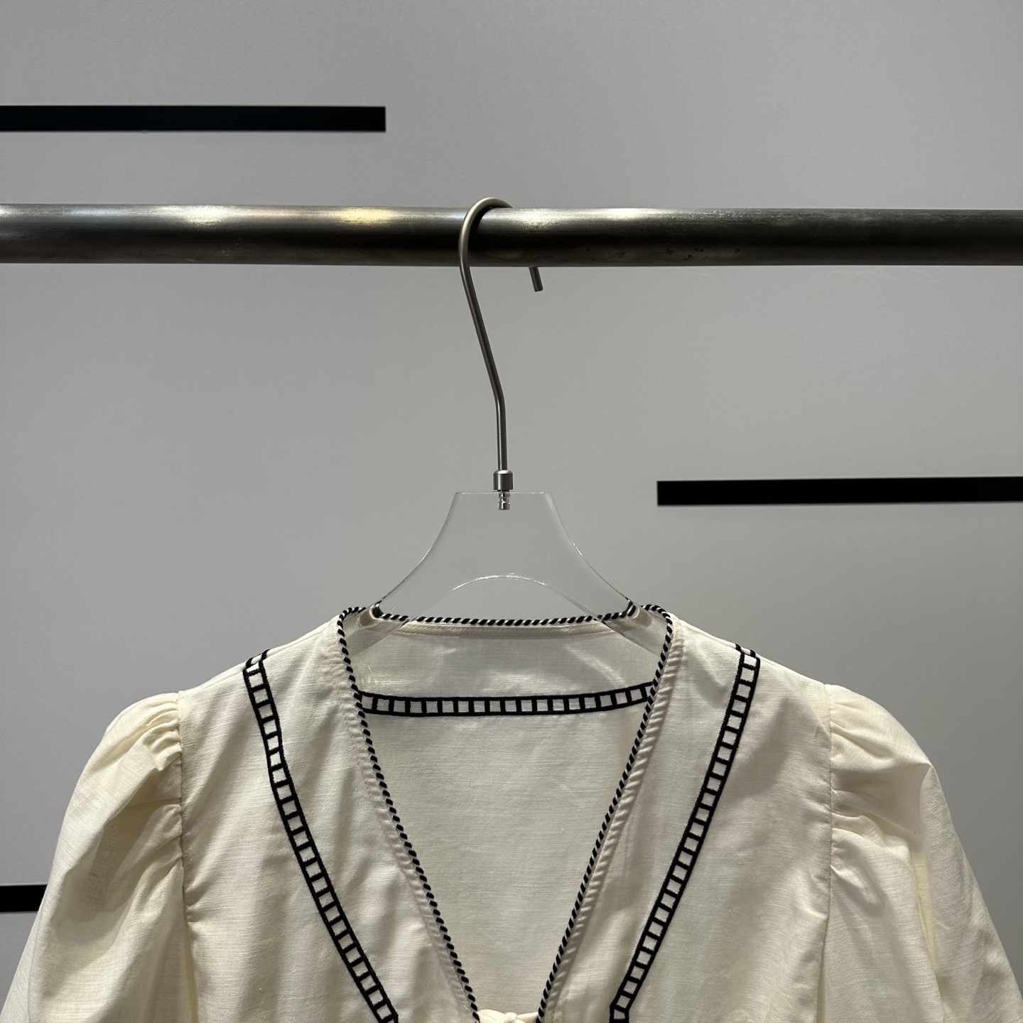 “High-end Women’s Summer T-shirts: Sandro B5214 Collection Review” - 图片 3