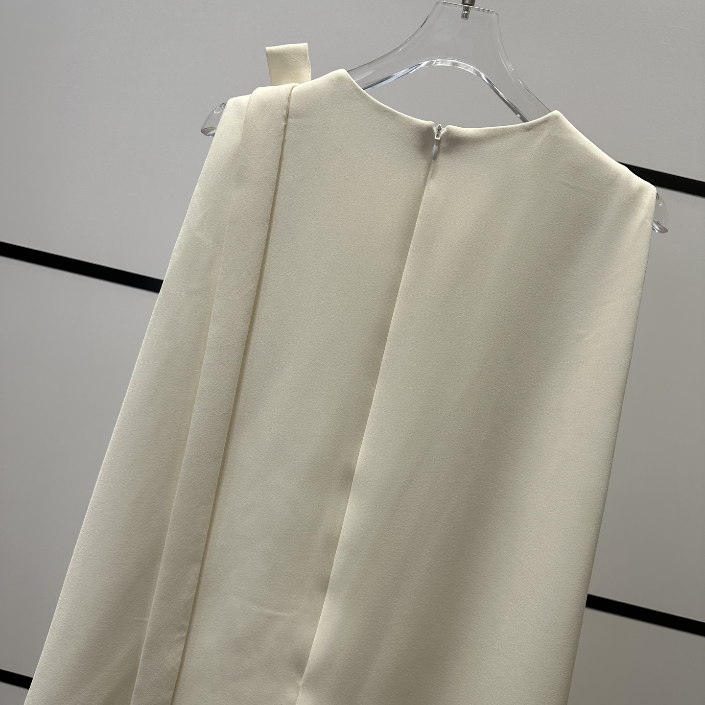 High-End Women’s Clothes: Elegant Butterfly-Decorated Dresses with Parisian Flair for Everyday Wear - 图片 7