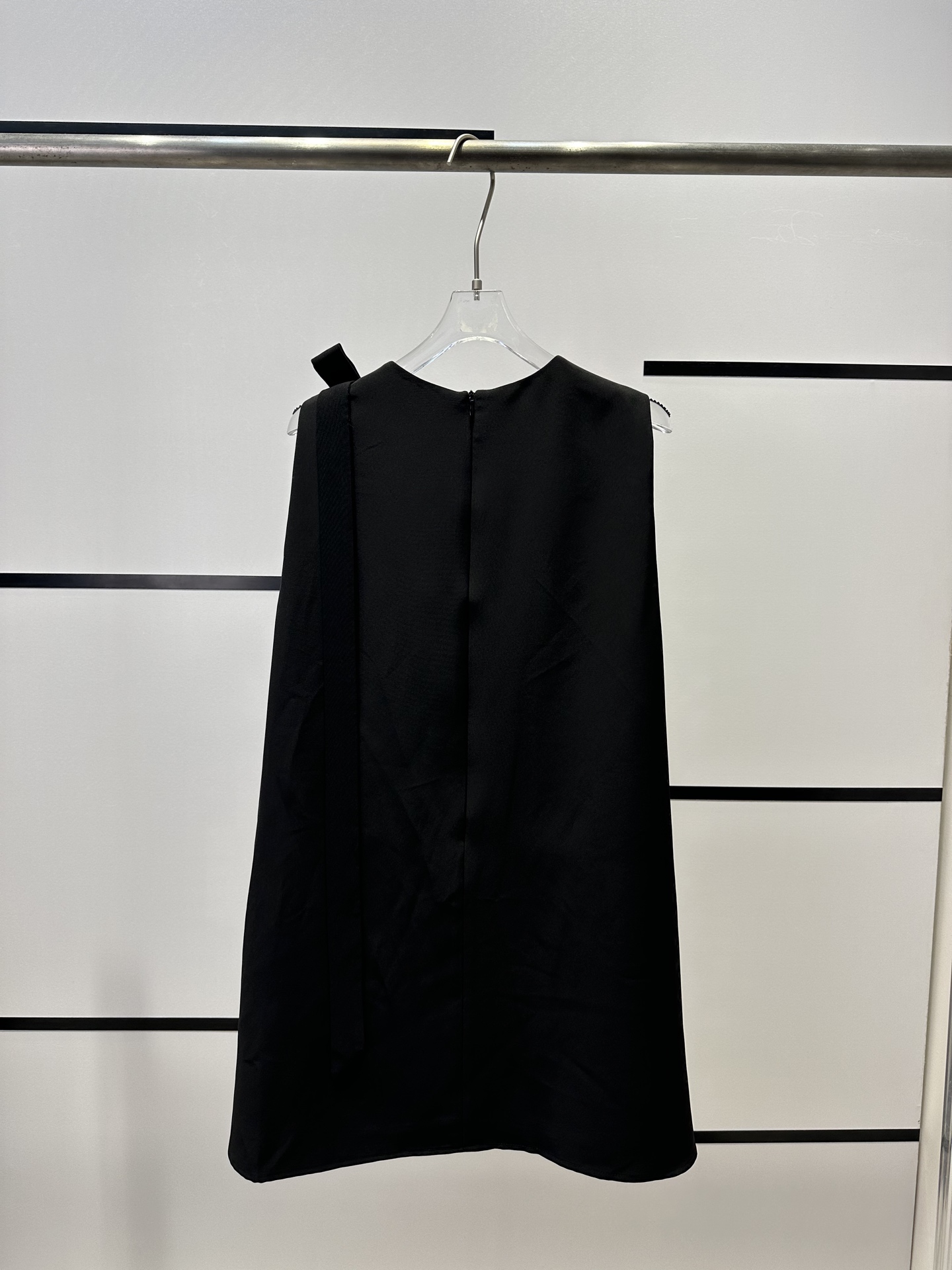 High-End Women’s Clothes: Elegant Parisian Style with Butterfly Decor, Perfect for All Occasions - 图片 2