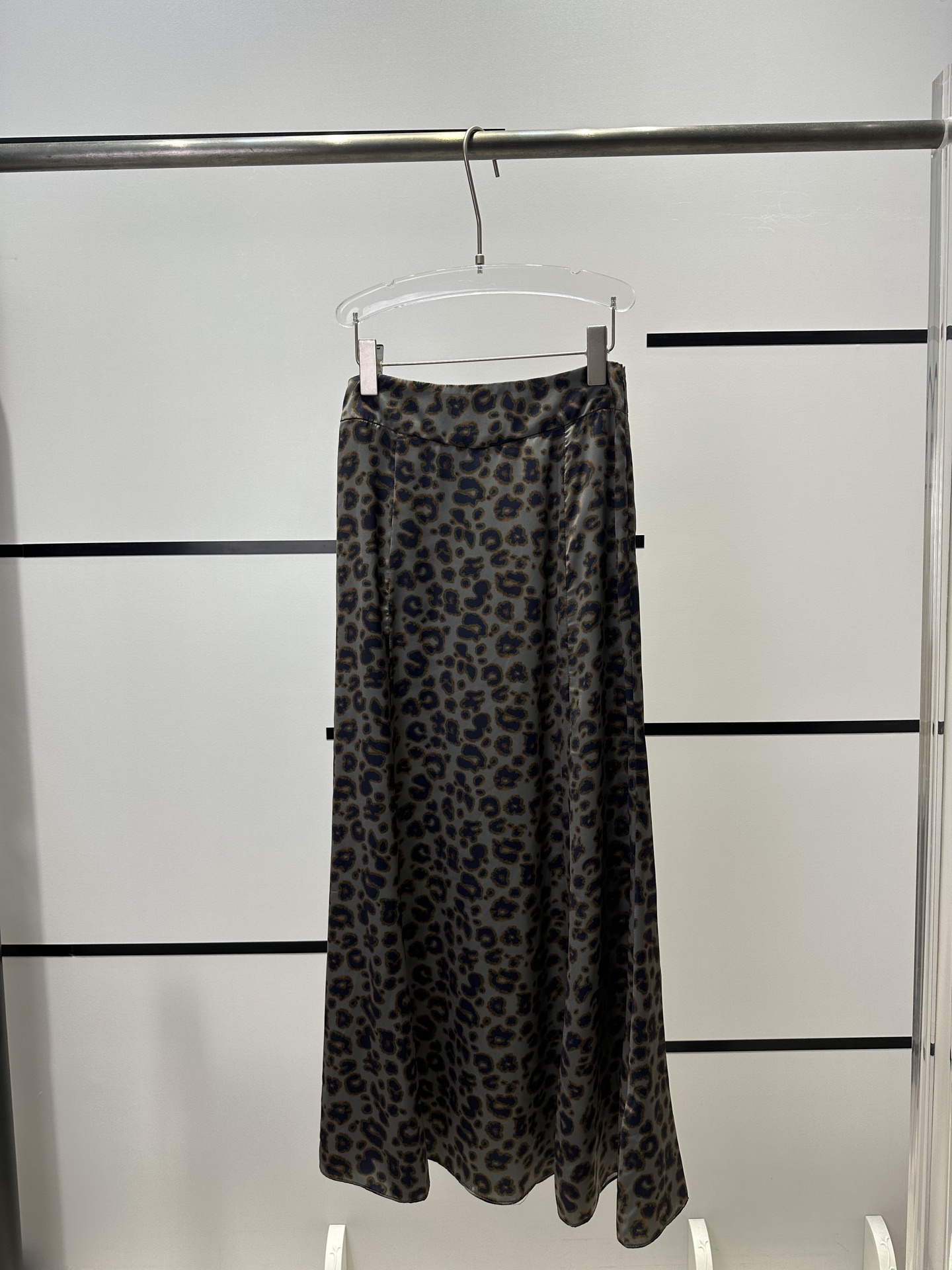 Stylish YSL Dress: High-End Quality, Leopard Design, Tailored Elegance, Perfect for Daily Wear