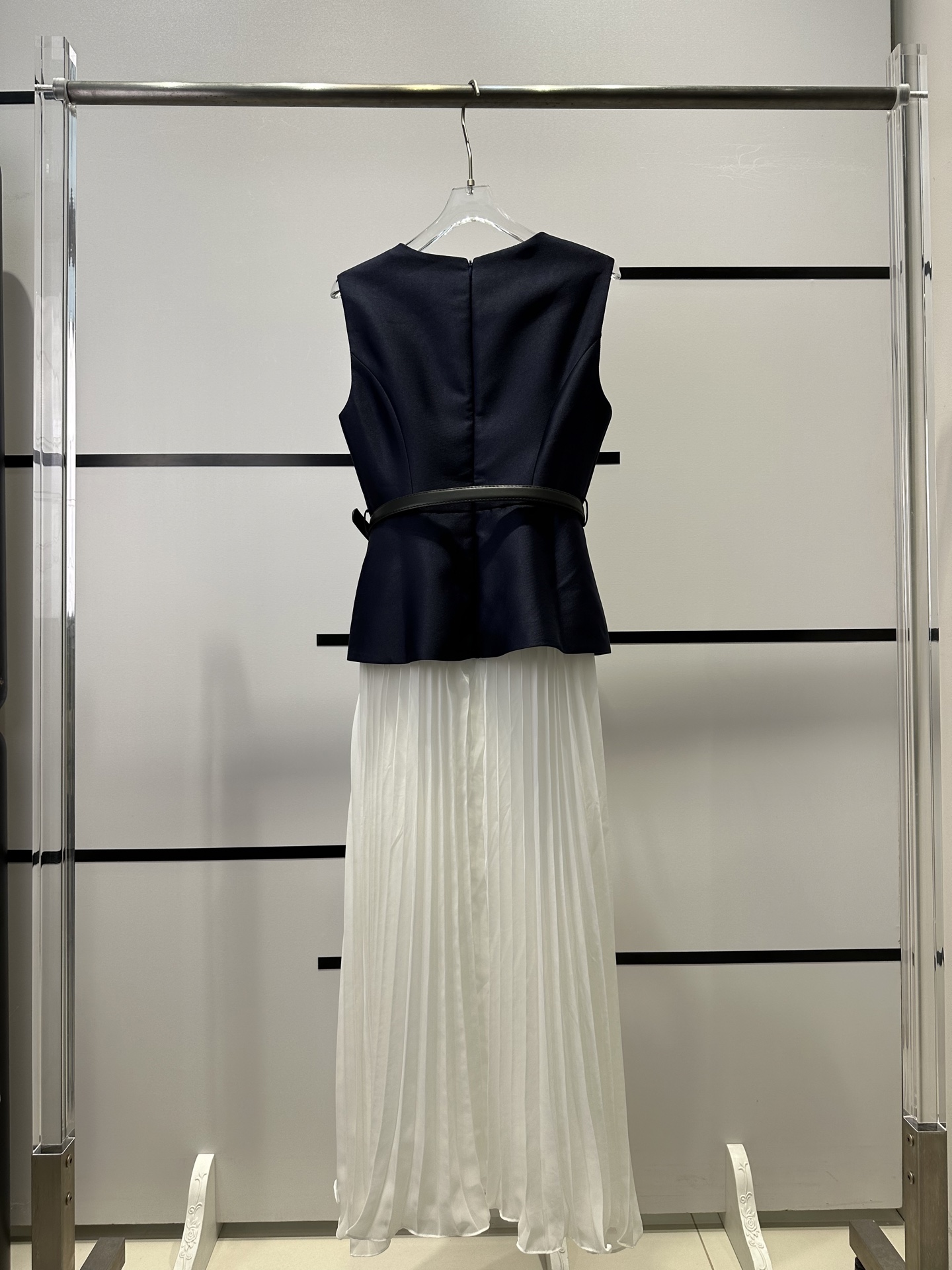 Stylish Women’s Clothes: High Quality, Romantic Design, Hip Curve, Layered, Waist-Friendly, Chinese Hepburn Style - 图片 2