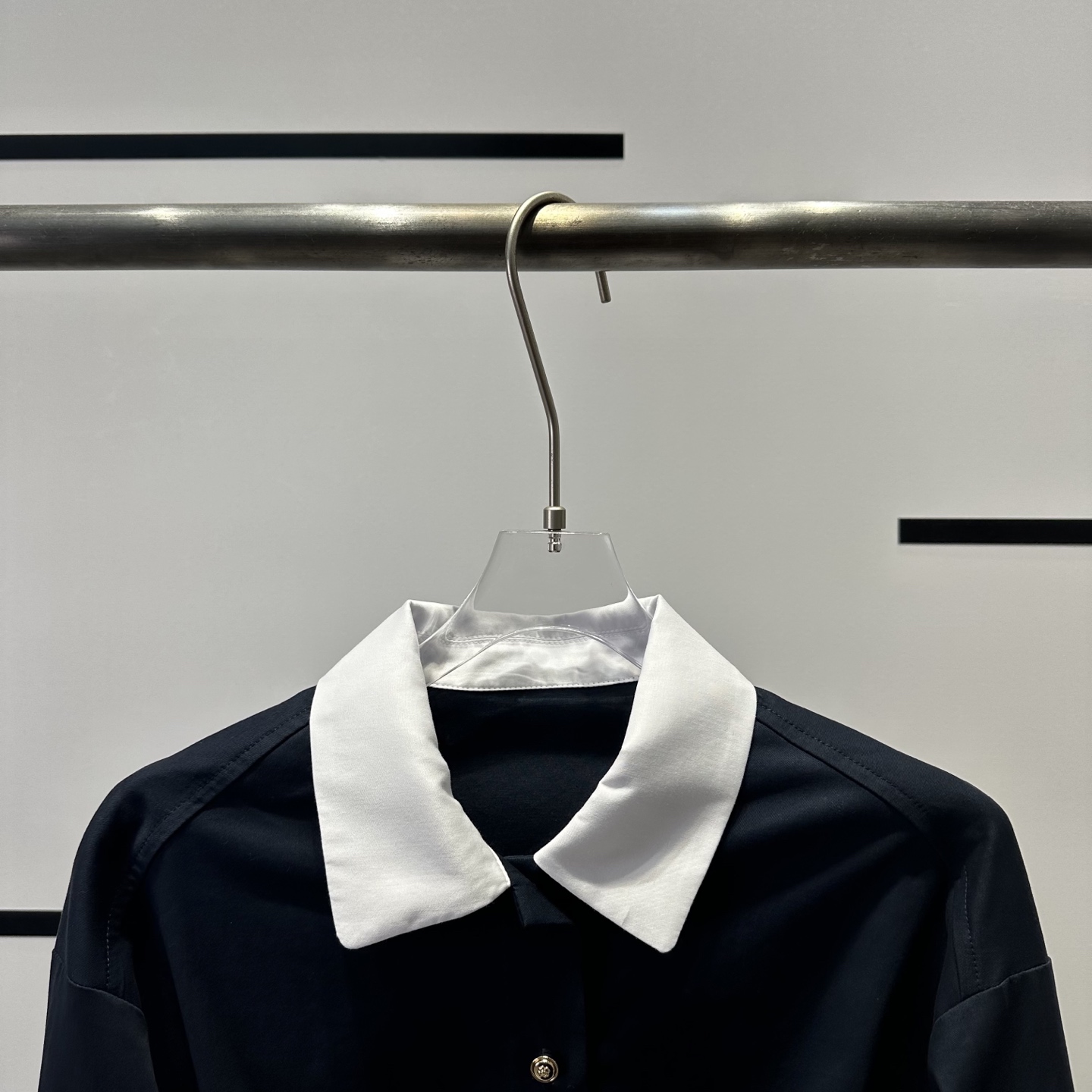 High-End Fall Fashion: YSL New Collection Highlights Quality and Style - 图片 3