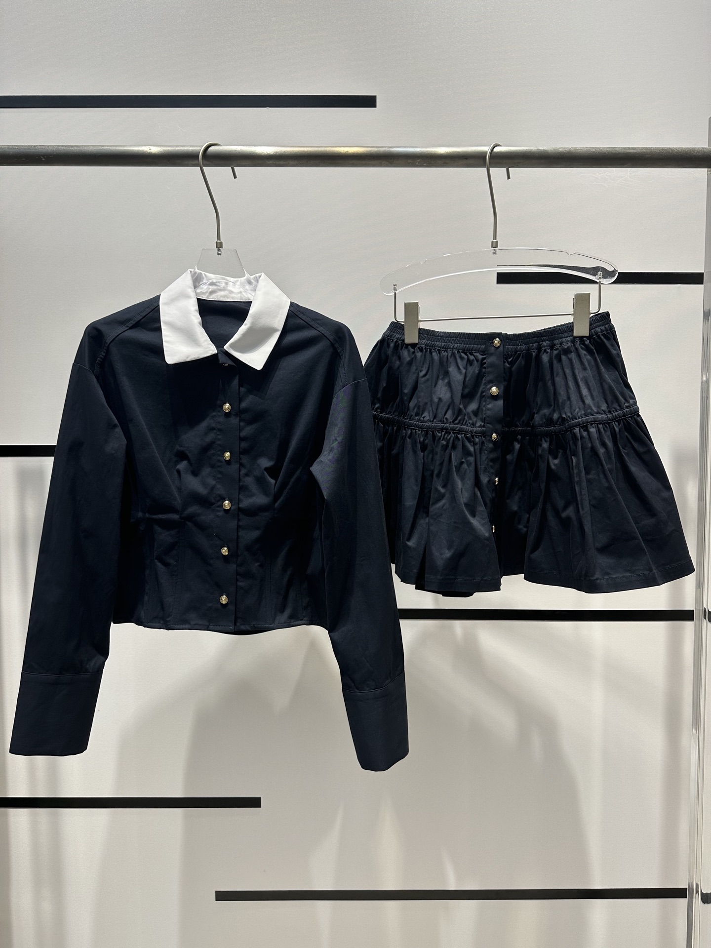 High-End Fall Fashion: YSL New Collection Highlights Quality and Style