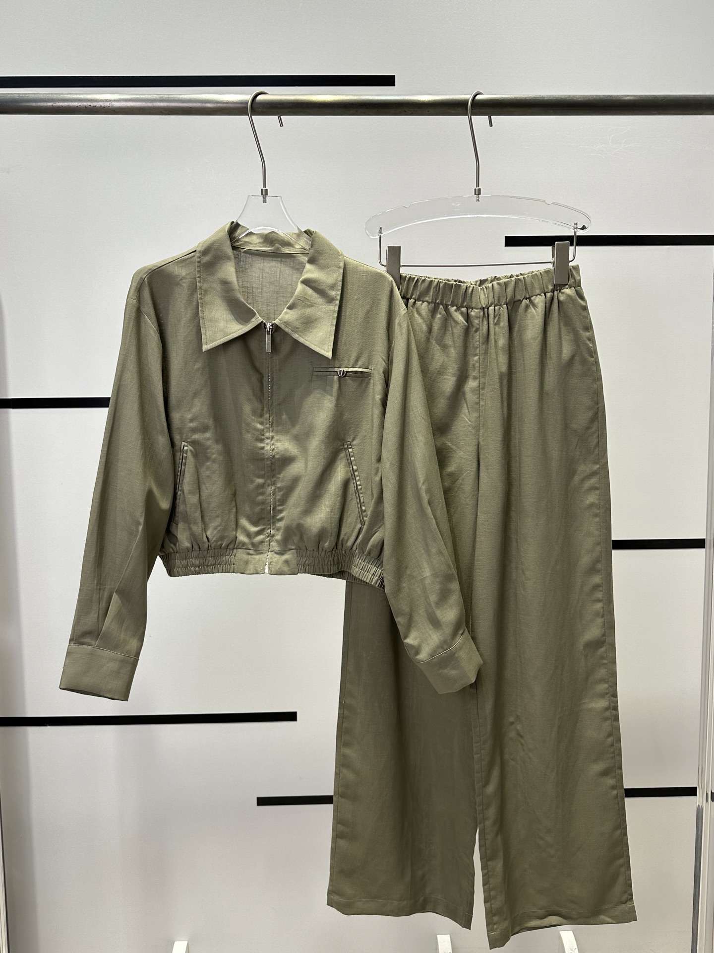 High-End Women’s Suit Set: BC B5388 Long-Sleeved Coat and Pants, Natural Breathable Fabric - 图片 1