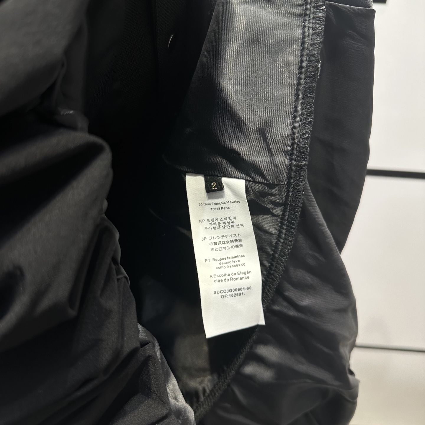 SANDRO2025 New French-style Black V Dress: High Quality Women’s Clothes Update - 图片 9