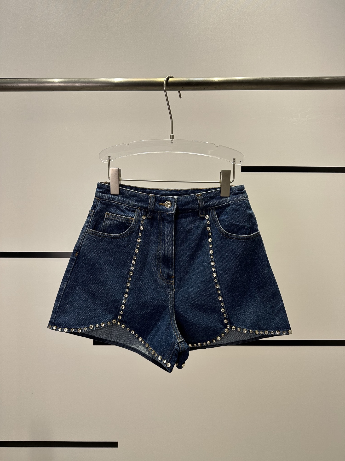 Fashion Code: High-Quality Women’s Clothes Set with Stylish Cosmopolitan Jeans - 图片 7