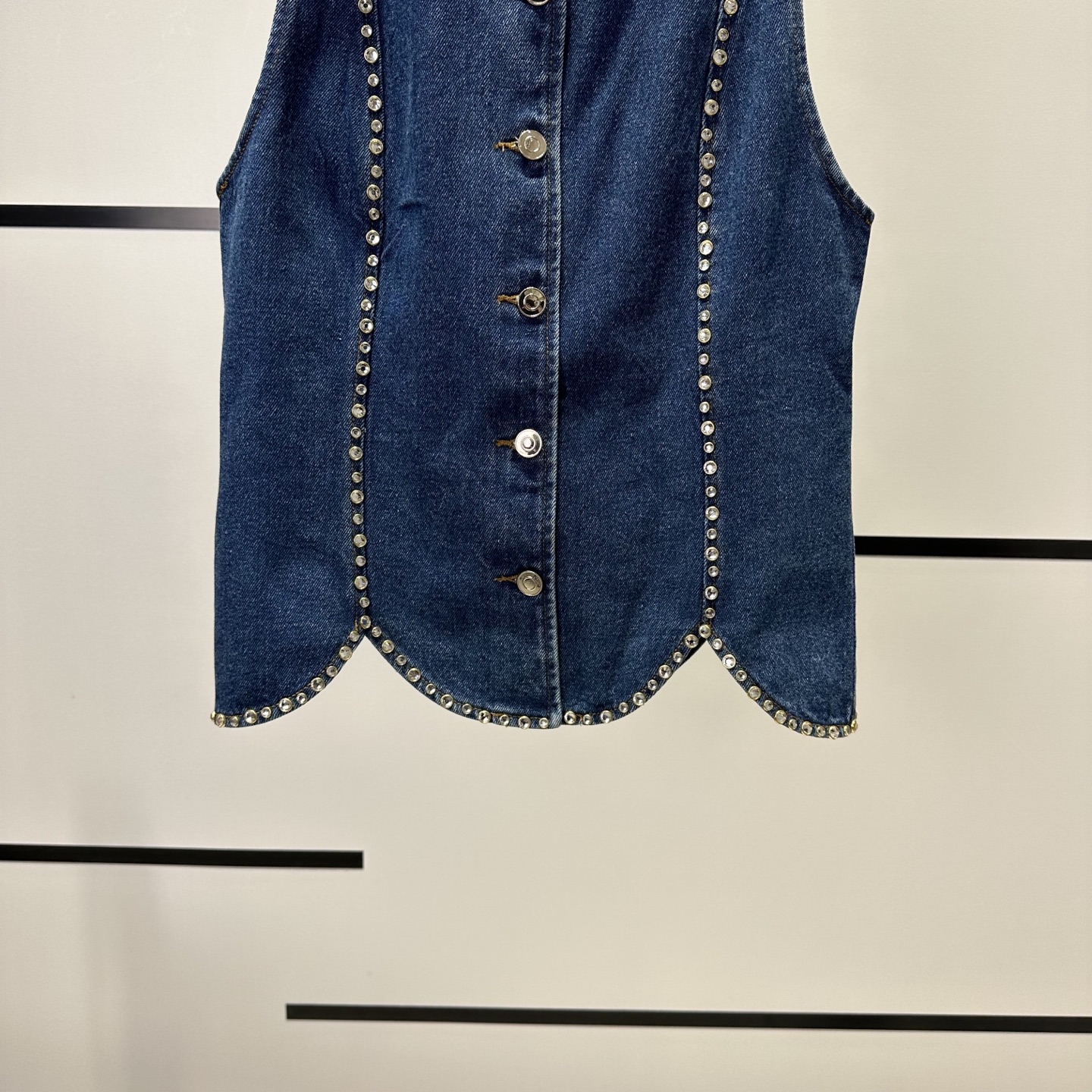 Fashion Code: High-Quality Women’s Clothes Set with Stylish Cosmopolitan Jeans - 图片 6