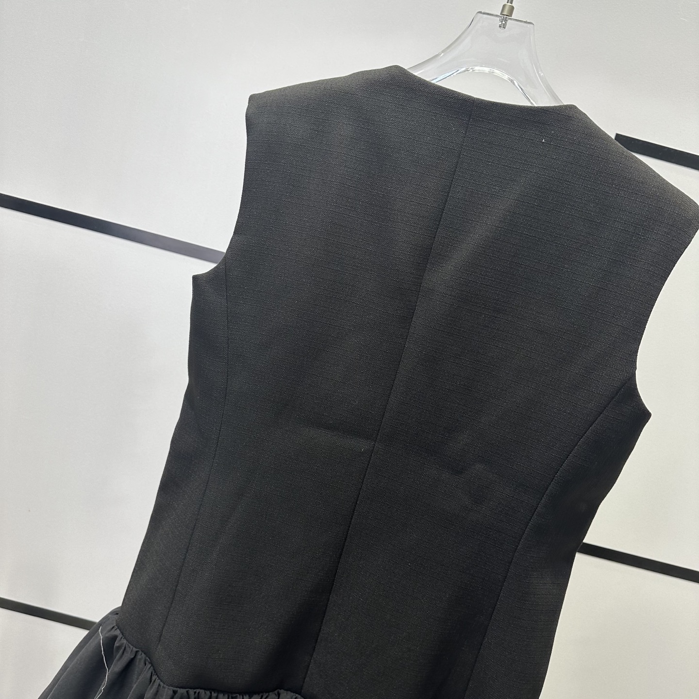 SANDRO2025 New French-style Black V Dress: High Quality Women’s Clothes Update - 图片 7