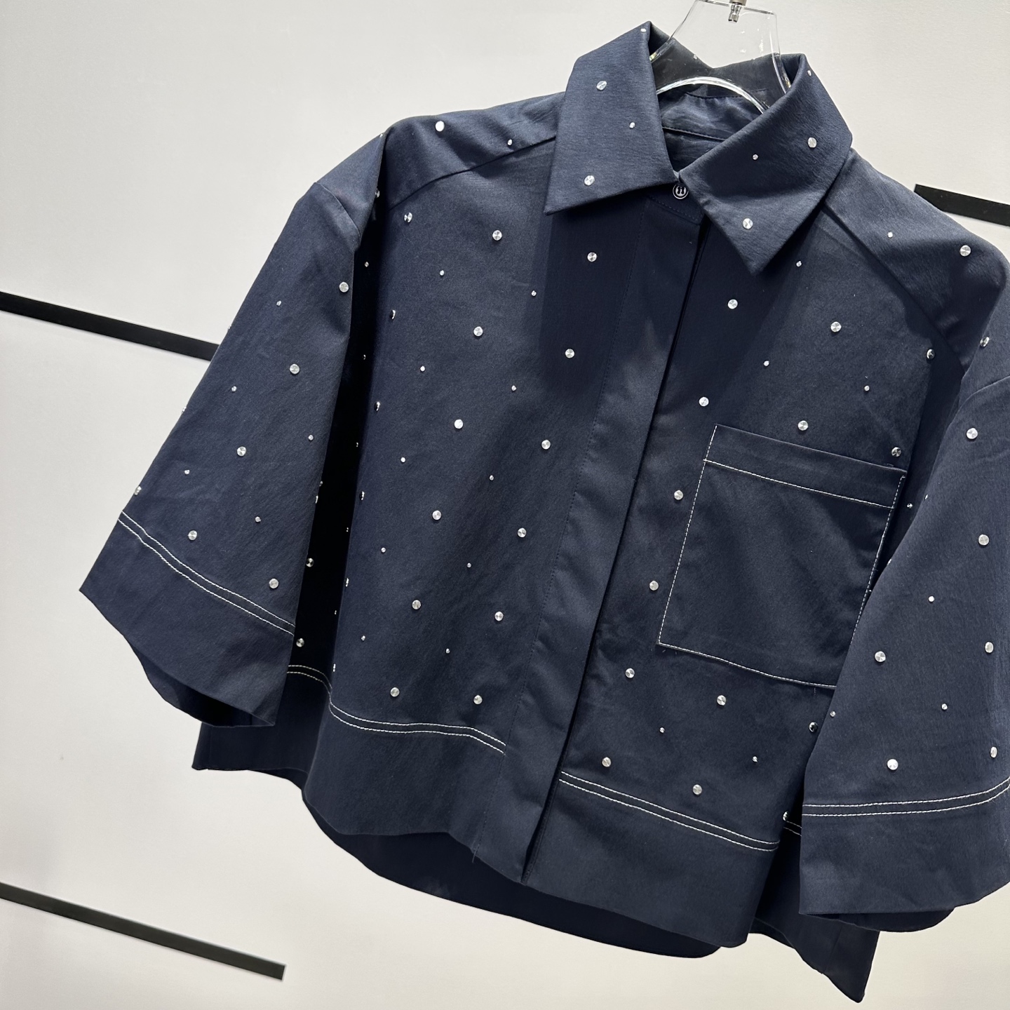 High-End Quality Women’s Dress: Sandro B5397 Semi-Skirt Blouse Tailored with Detailed Embellishments - 图片 5