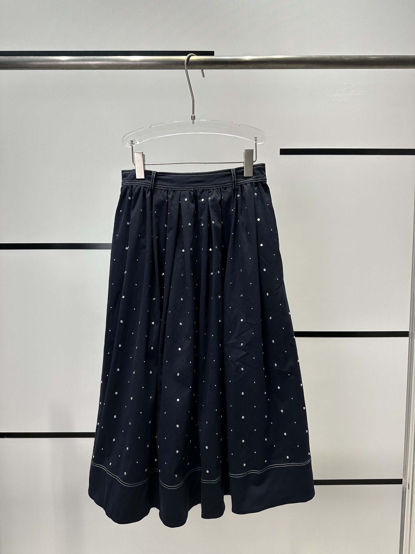 High-End Quality Women’s Dress: Sandro B5397 Semi-Skirt Blouse Tailored with Detailed Embellishments - 图片 7