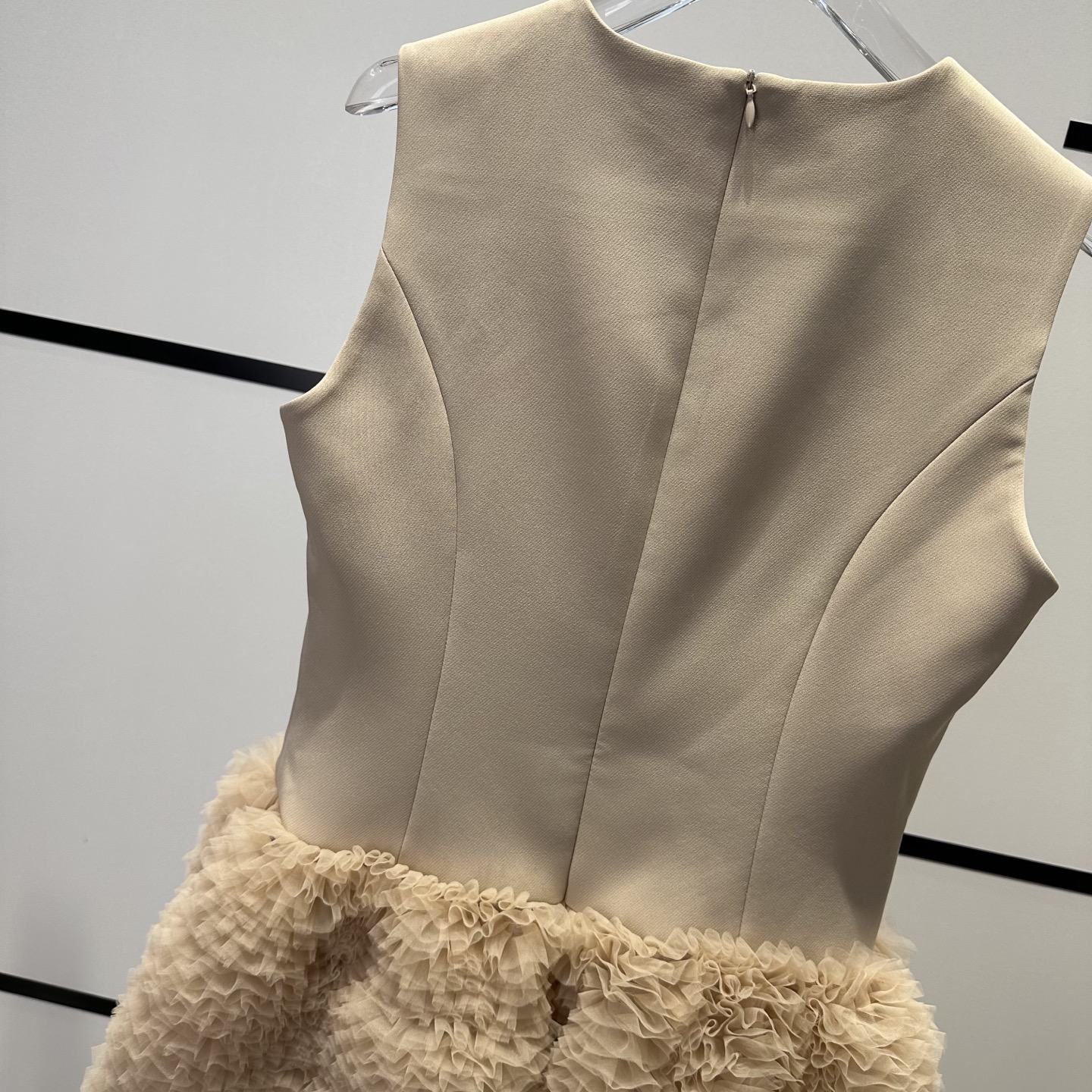 High-Quality Women’s Dress: Sandro B5392 – Structured, Elegant, and Versatile - 图片 7