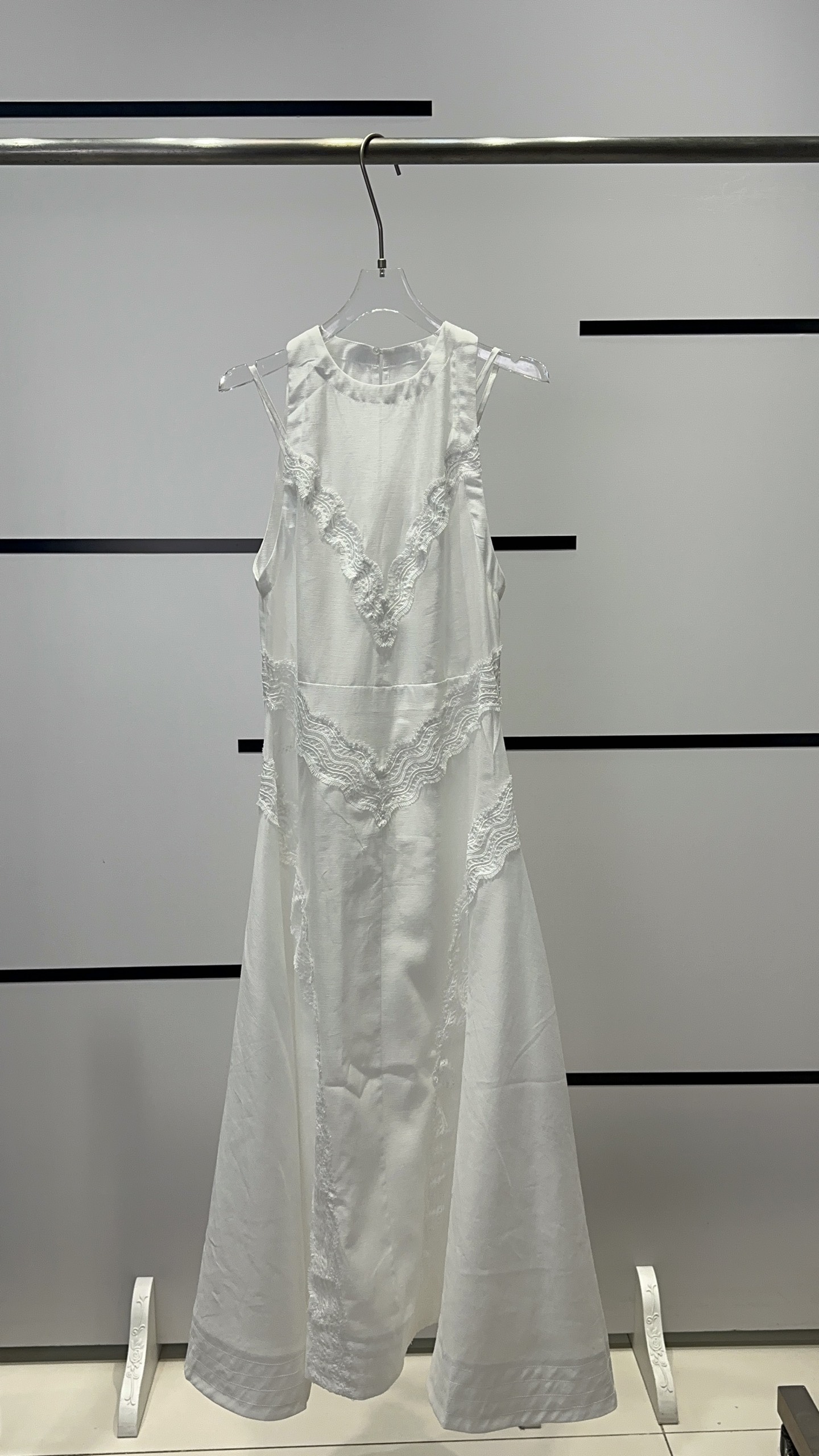 Elegant and Sexy Women’s Clothing by SandroB5507: High Quality, Unique Design, Feminine Style