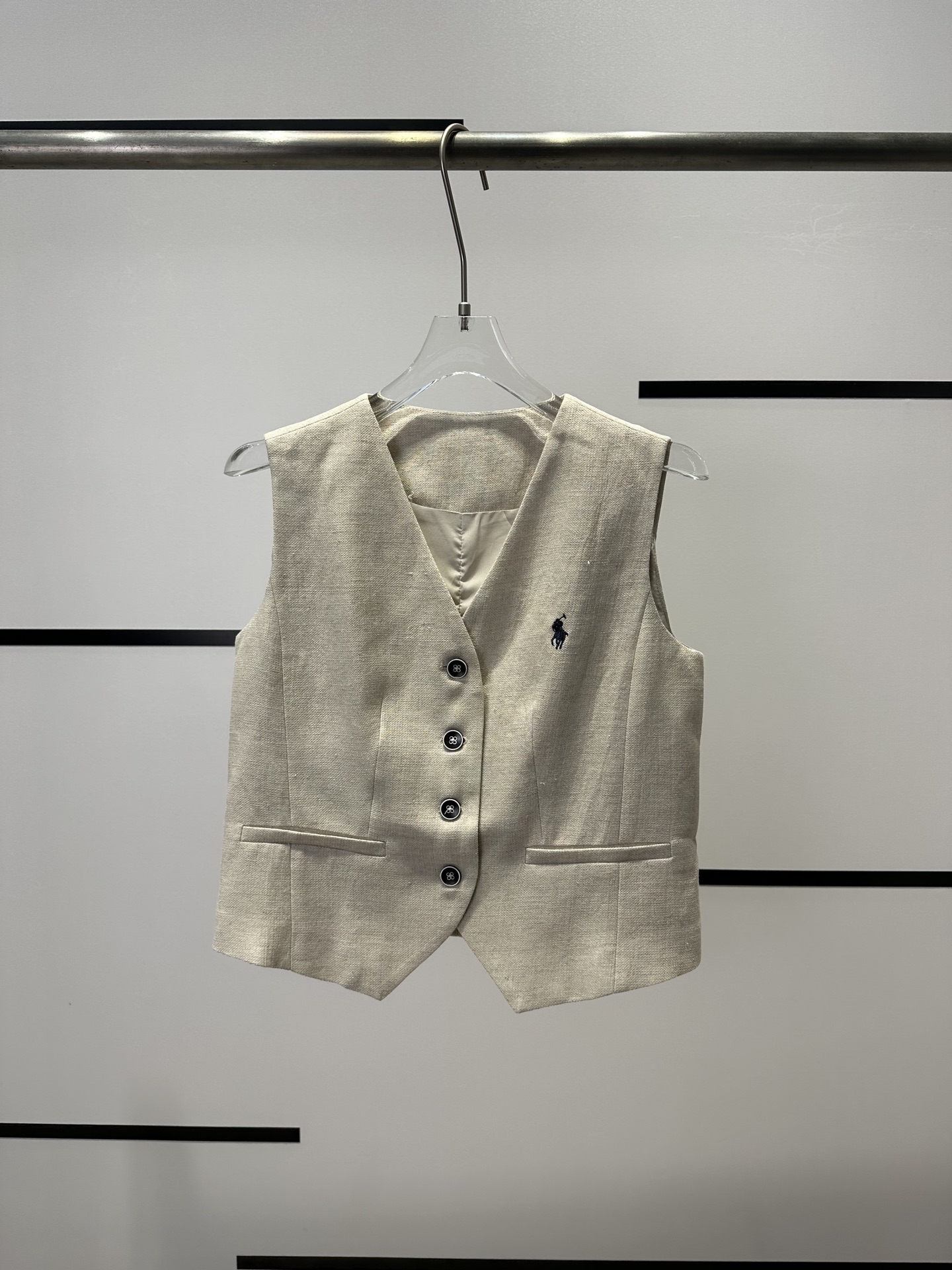 High Quality Women’s Clothes and Polo Shirts, Ravv’s Pills and T-shirts for Exclusive Production - 图片 2