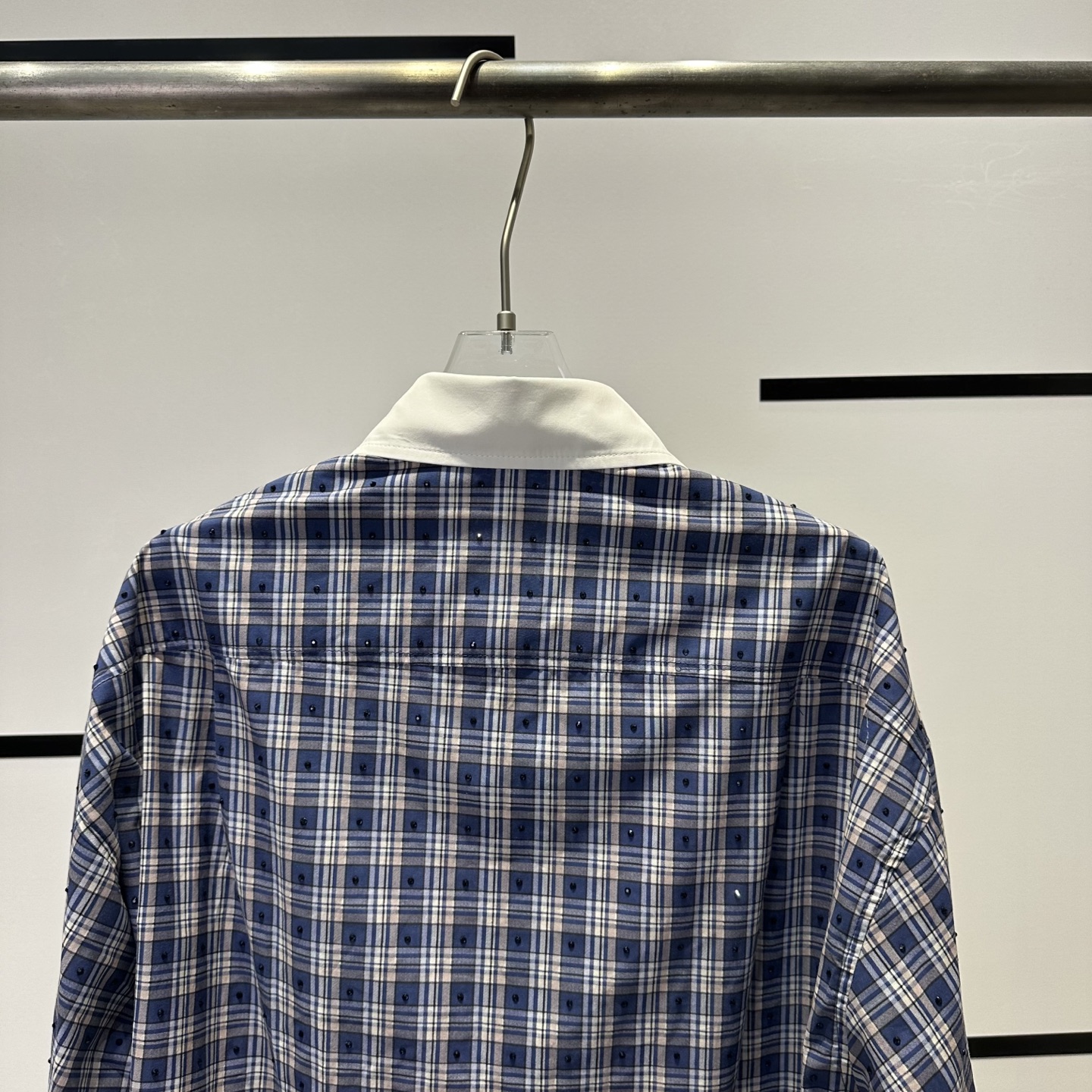 “High-End Quality Female Clothes: Sandro 2025 Collection Review” - 图片 6