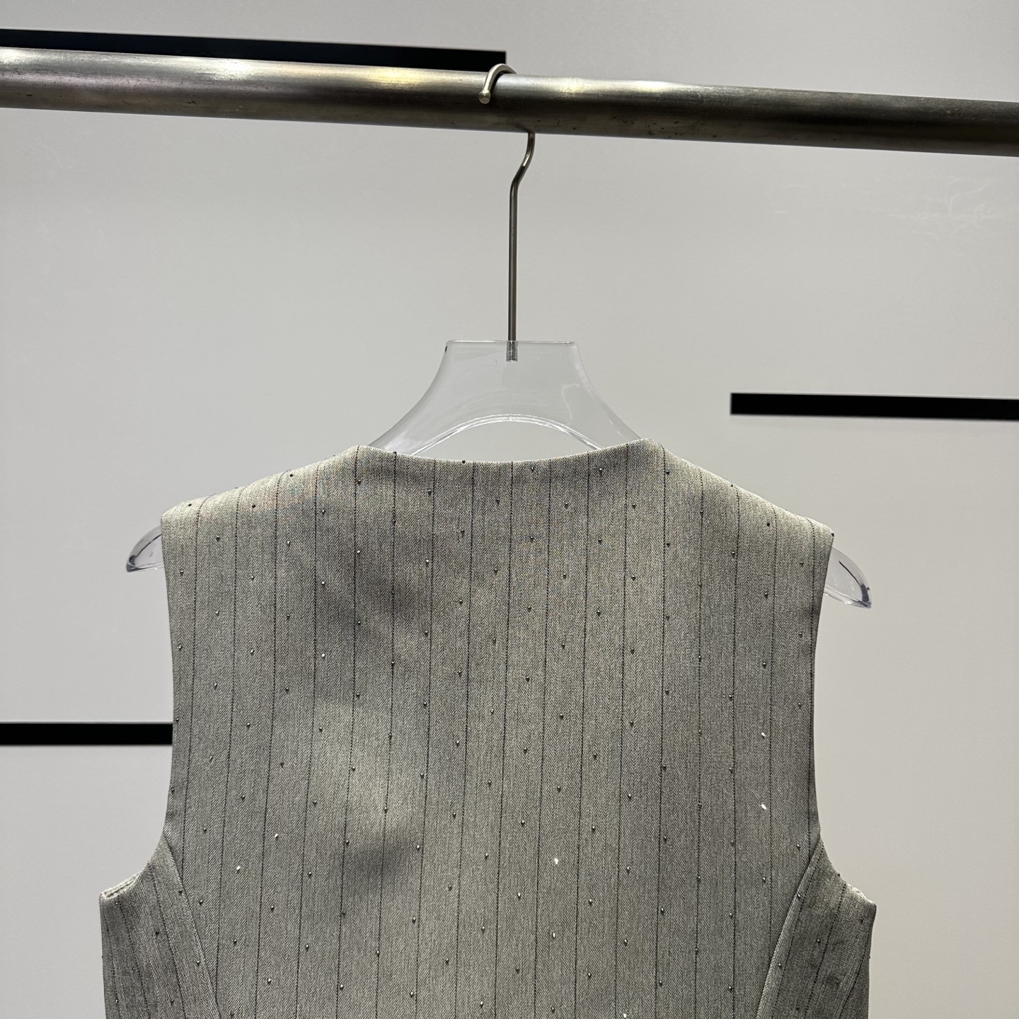 “High-End Women’s Suit Package: Maje2025 Shirt & Sweet Suit, Stylish & Comfortable in S/M/L” - 图片 6