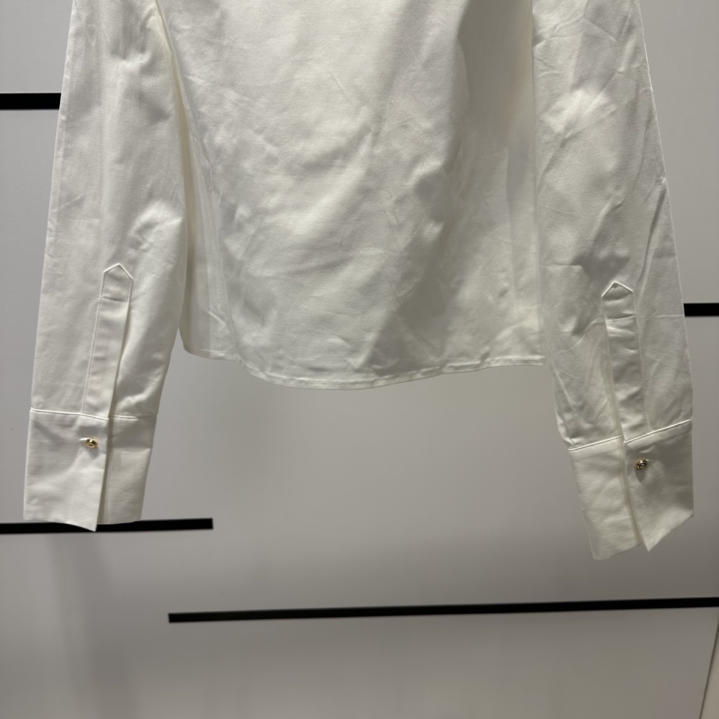 “High-Quality Women’s Clothes: Maje2025 New Short-Dressed Shirts for Autumn – Simple, Cute, and Stylish!” - 图片 8