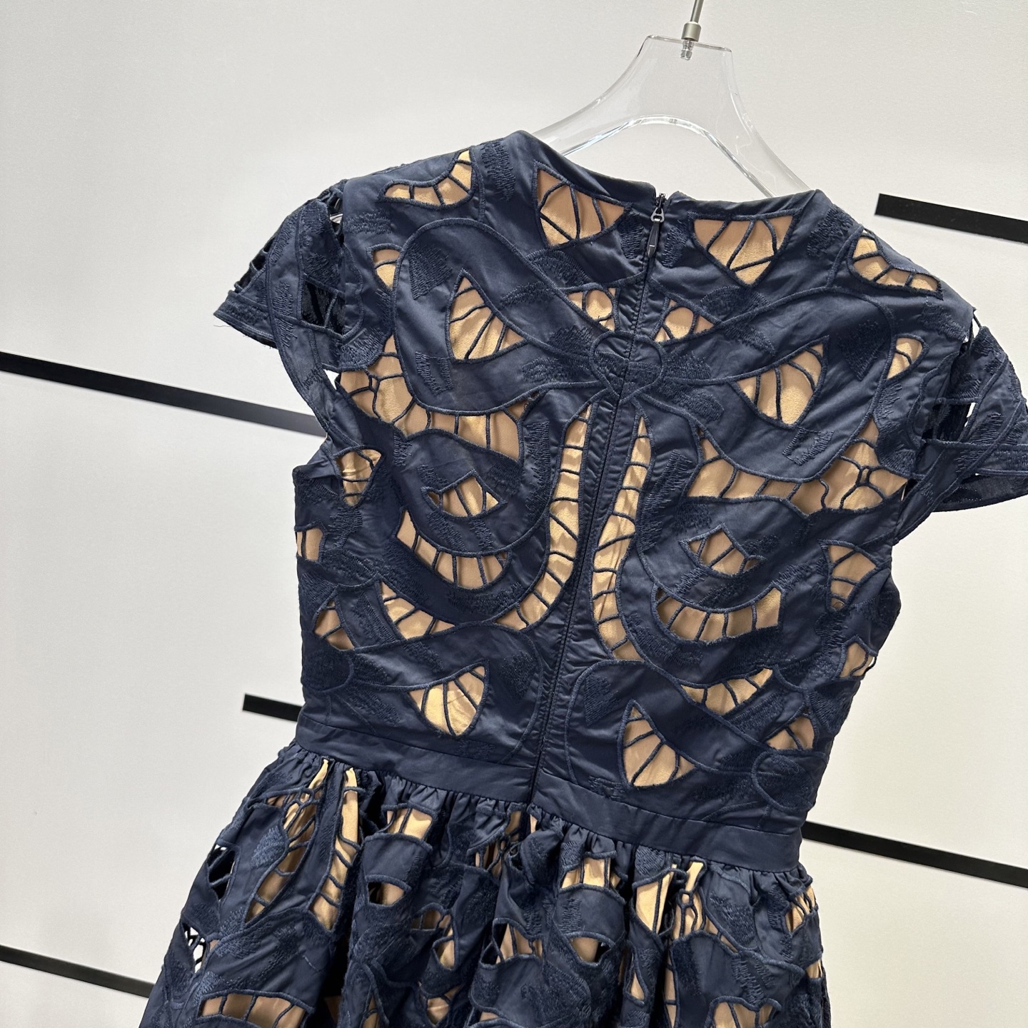 French-Inspired High-End Women’s Clothing: Elegant, Sophisticated, and Sexy Style Recommendation - 图片 7