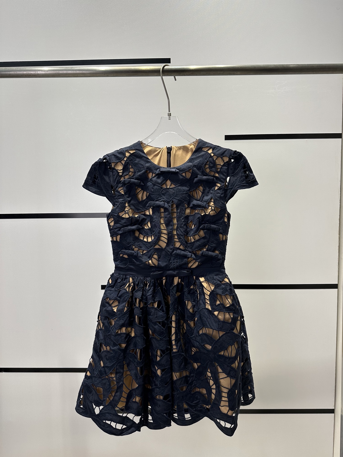 French-Inspired High-End Women’s Clothing: Elegant, Sophisticated, and Sexy Style Recommendation - 图片 1