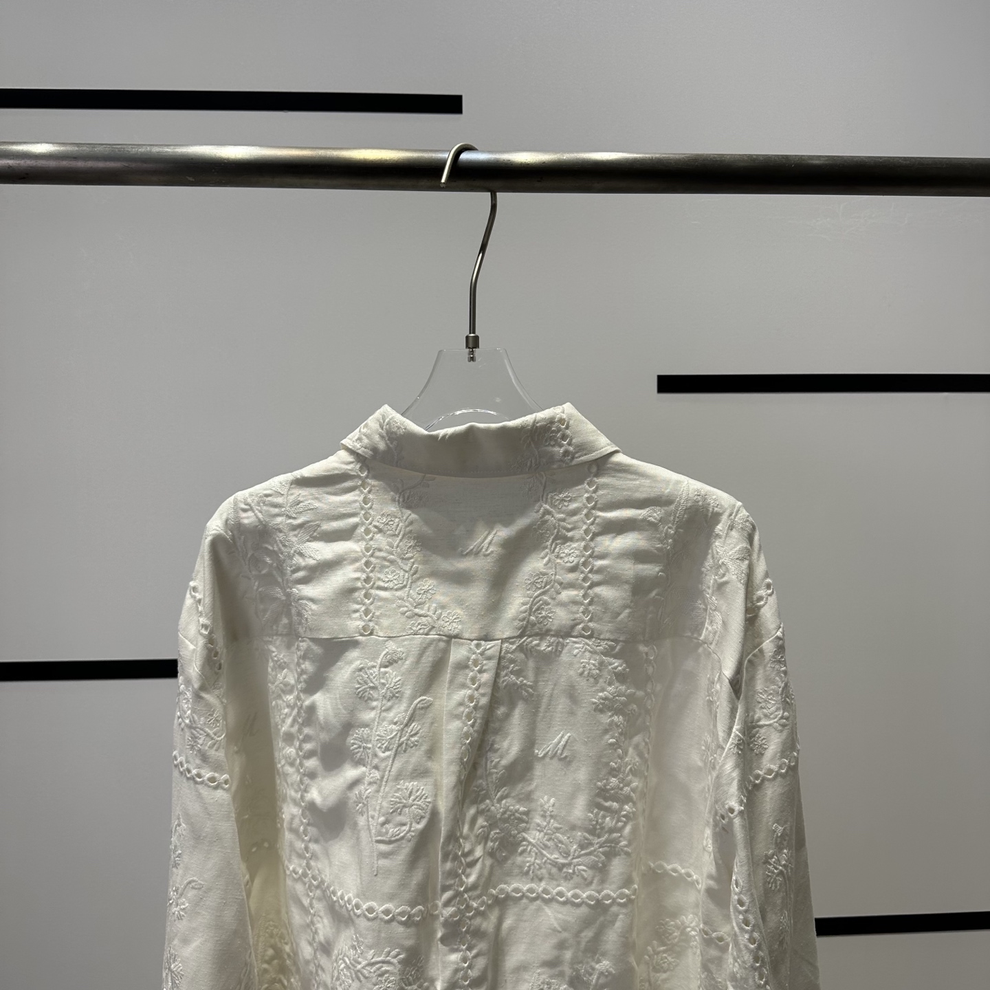 “High-quality Women’s Suit with Air-Comfort Shorts for Stylish Vacation Look” - 图片 6