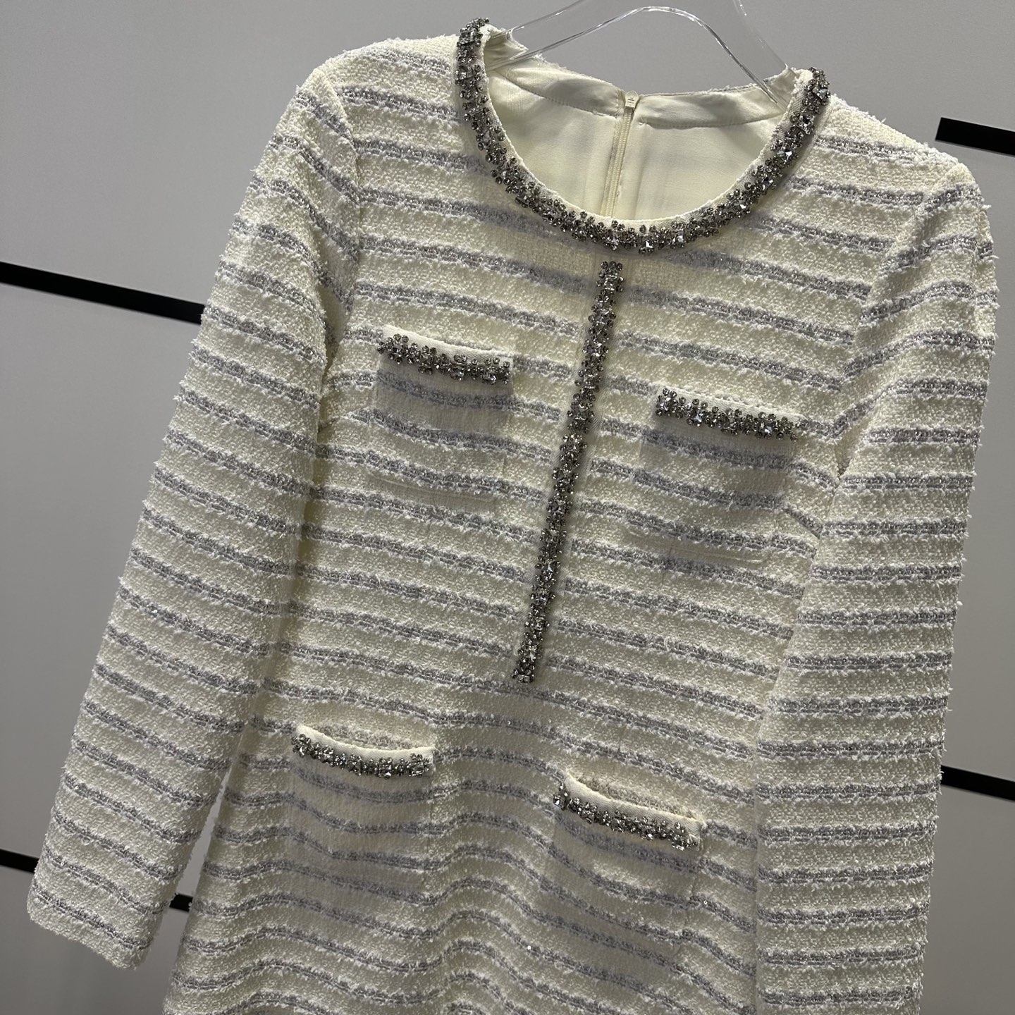 High-Quality Women’s Dress in P744 with SSSS X5168 and Saffron Color Variations - 图片 4