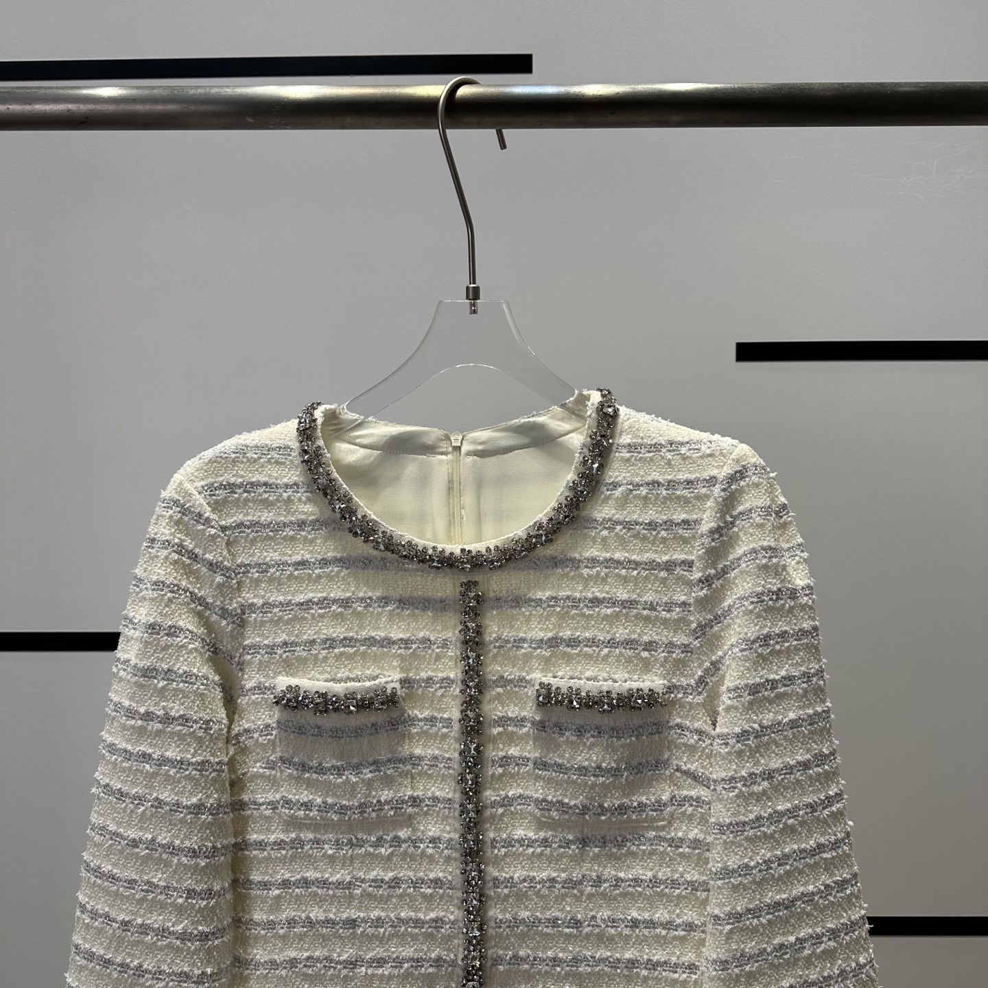 High-Quality Women’s Dress in P744 with SSSS X5168 and Saffron Color Variations - 图片 3