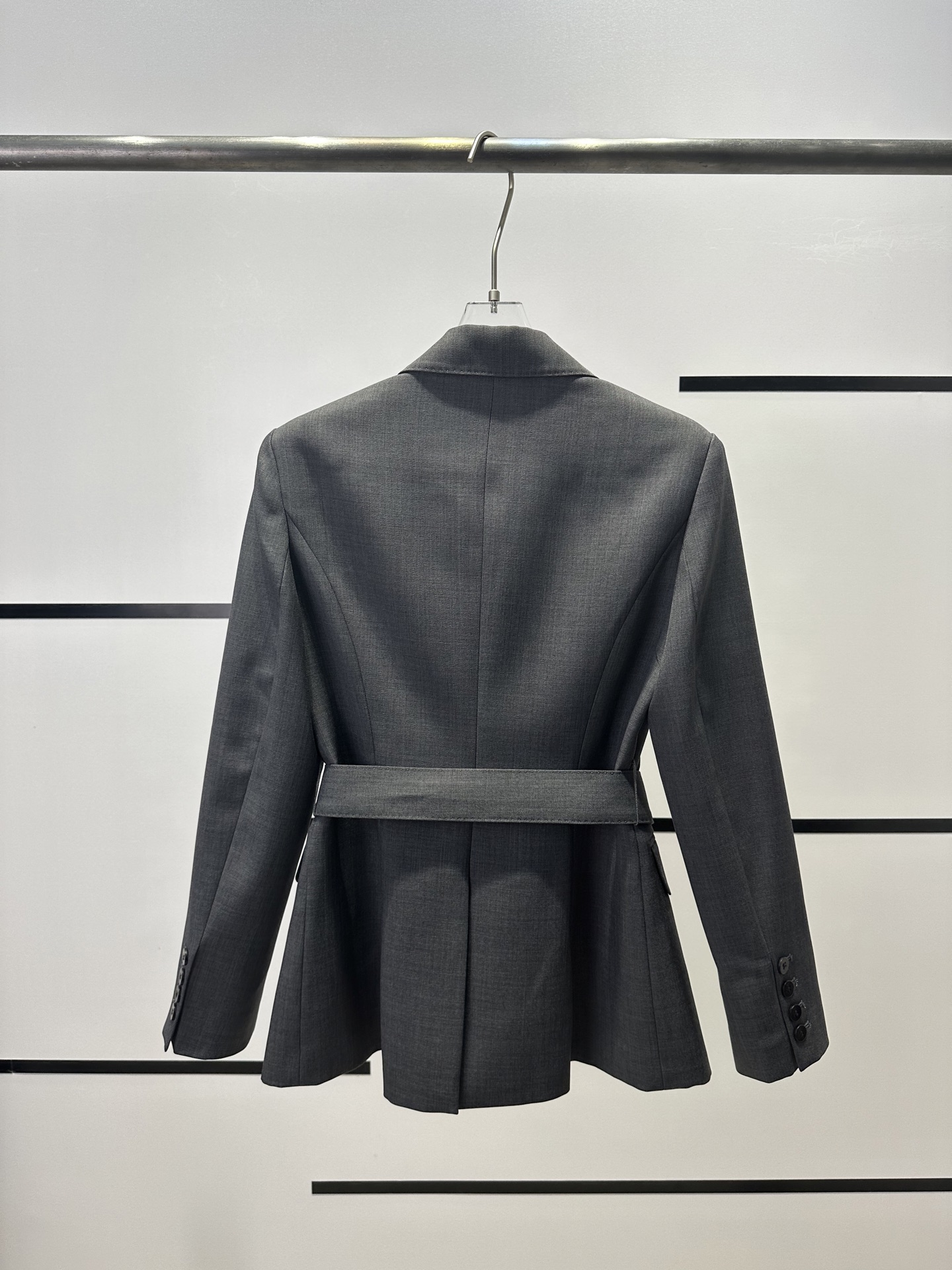 “High Quality Women’s Clothes: YSL B5634 Collection Overview” - 图片 2