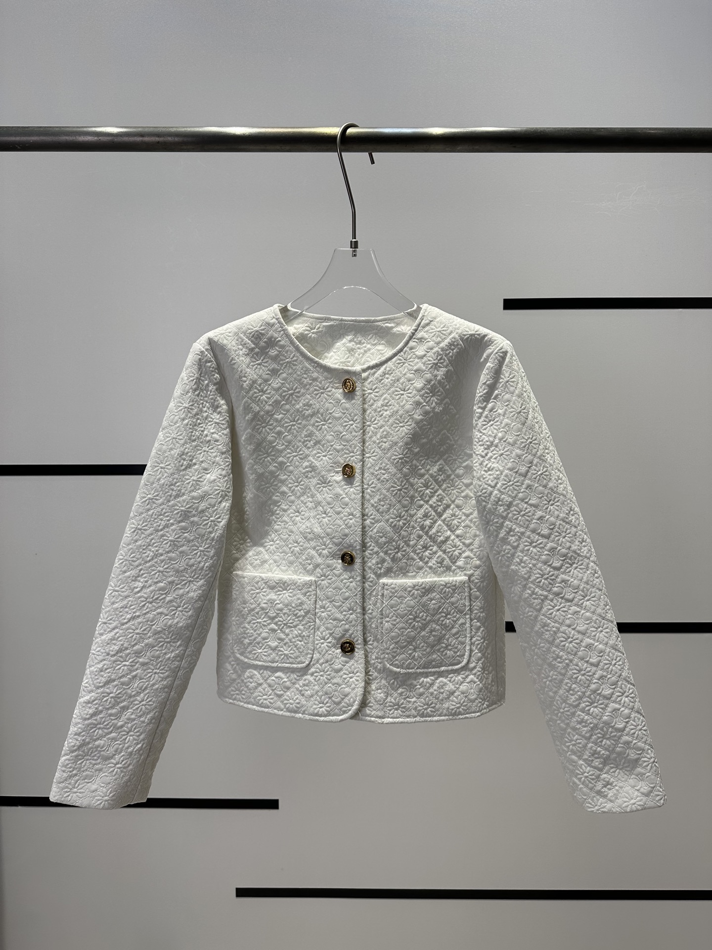 “High-End Women’s White Cotton Jacket with Stylish Design and Comfortable Fit” - 图片 1