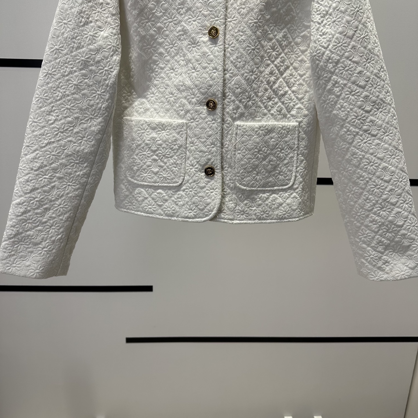“High-End Women’s White Cotton Jacket with Stylish Design and Comfortable Fit” - 图片 5