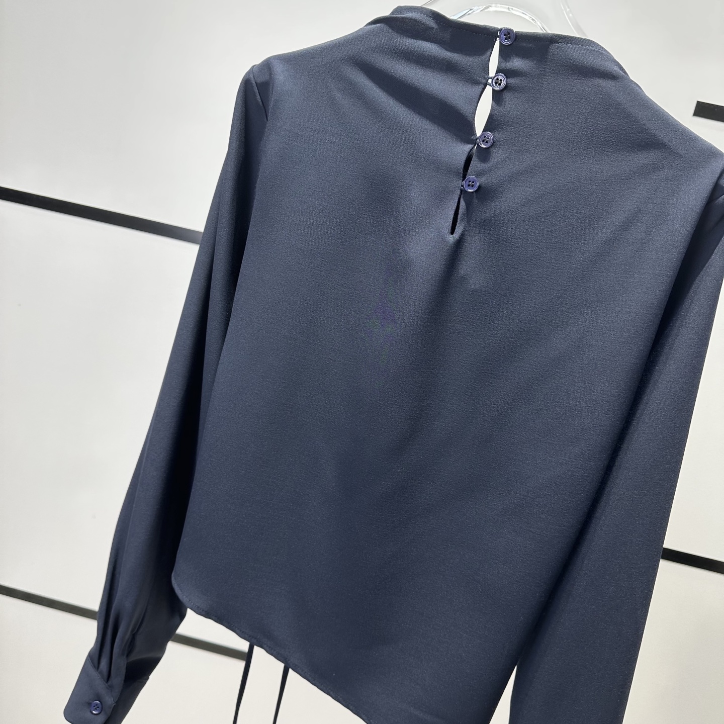 “High-End Women’s Clothes: Autumn Fashion Designers CD B5646 Collection Review” - 图片 7