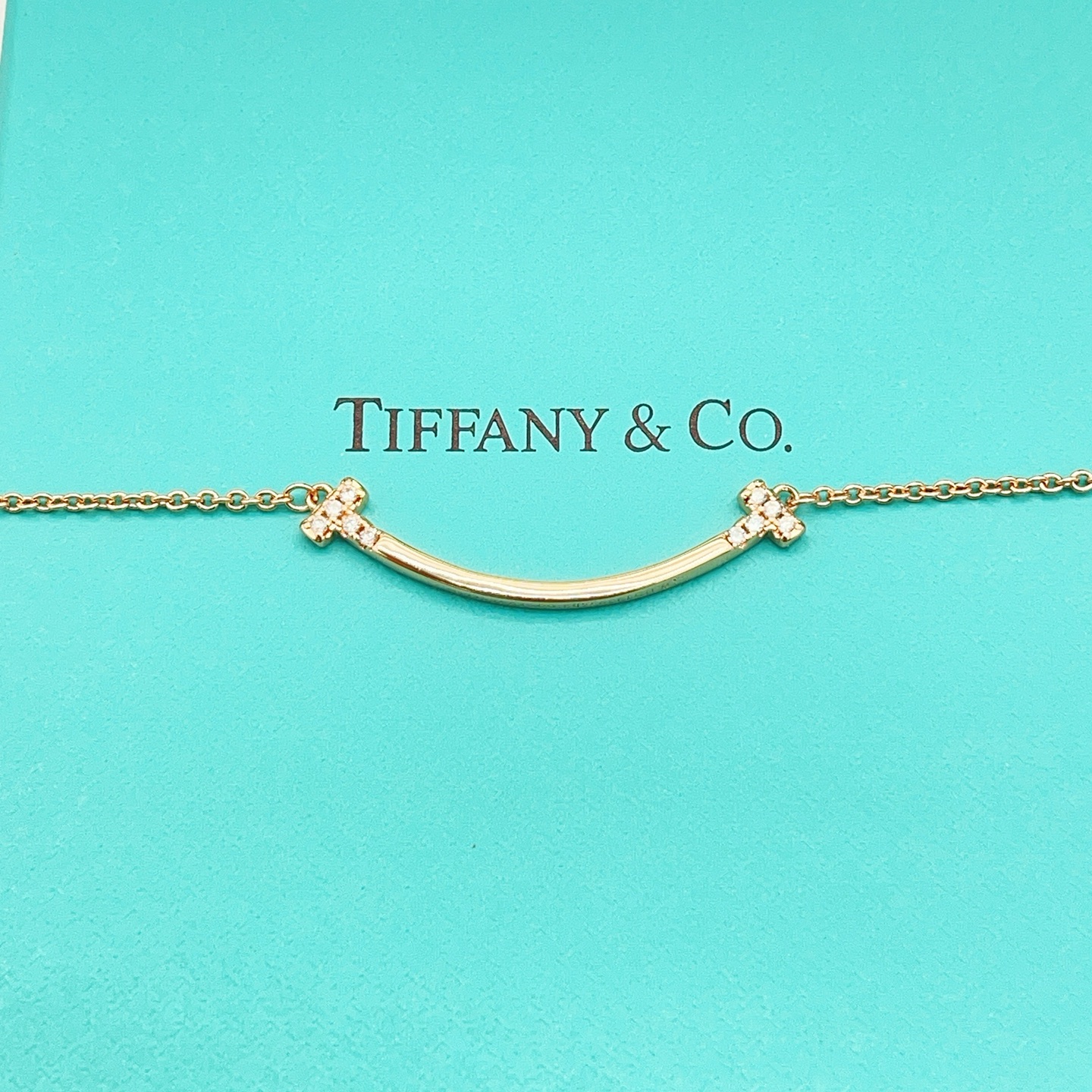 【Tiffany*帝芙尼最新款🆕🆕玫瑰金边钻笑脸项链】一致官网黄铜材质，非常的上镜‼️设计很特别值得入手
