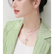 【Tiffany*帝芙尼最新款🆕🆕玫瑰金锁匙满钻项链】一致官网黄铜材质,非常的上镜‼️设计很特别值得入手 【Tiffany*帝芙尼最新款🆕🆕玫瑰金锁匙满钻项链】一致官网黄铜材质,非常的上镜‼️设计很特别值得入手