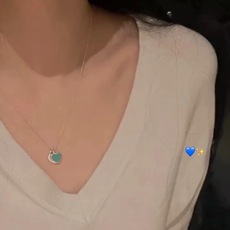 【Tiffany*帝芙尼爱心绿色银项链】一致官网黄铜材质,非常的上镜‼️设计很特别值得入手。高级手工坊系 【Tiffany*帝芙尼爱心绿色银项链】一致官网黄铜材质,非常的上镜‼️设计很特别值得入手。高级手工坊系