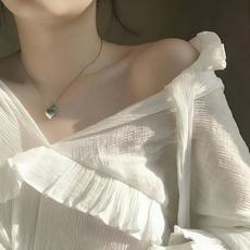 【Tiffany*帝芙尼爱心绿色银项链】一致官网黄铜材质,非常的上镜‼️设计很特别值得入手。高级手工坊系 【Tiffany*帝芙尼爱心绿色银项链】一致官网黄铜材质,非常的上镜‼️设计很特别值得入手。高级手工坊系