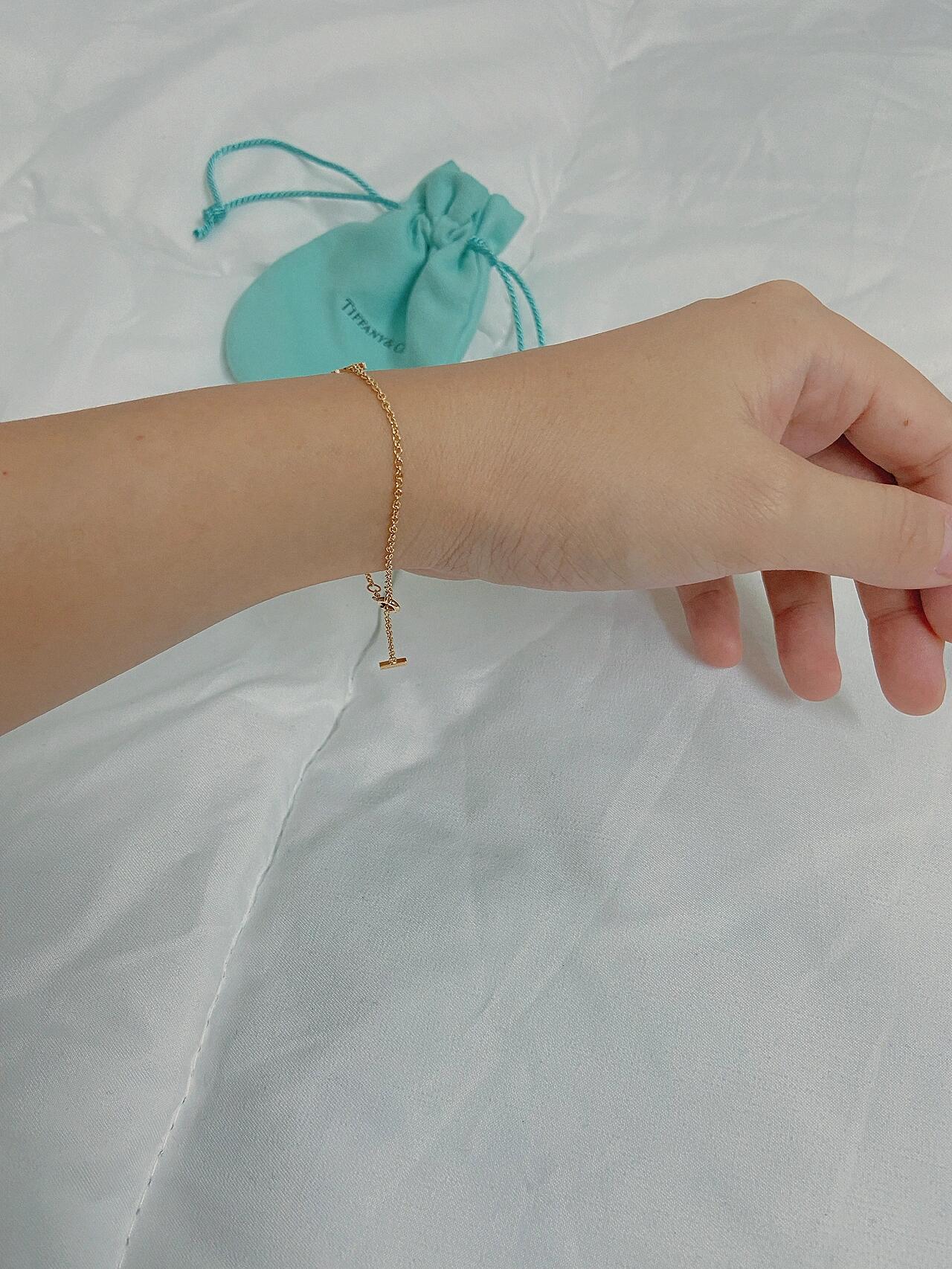 Tiffany & Co. Tiffany*帝芙尼最新款，非常的上镜‼ 设计很特别值得入手 高级手工坊系列