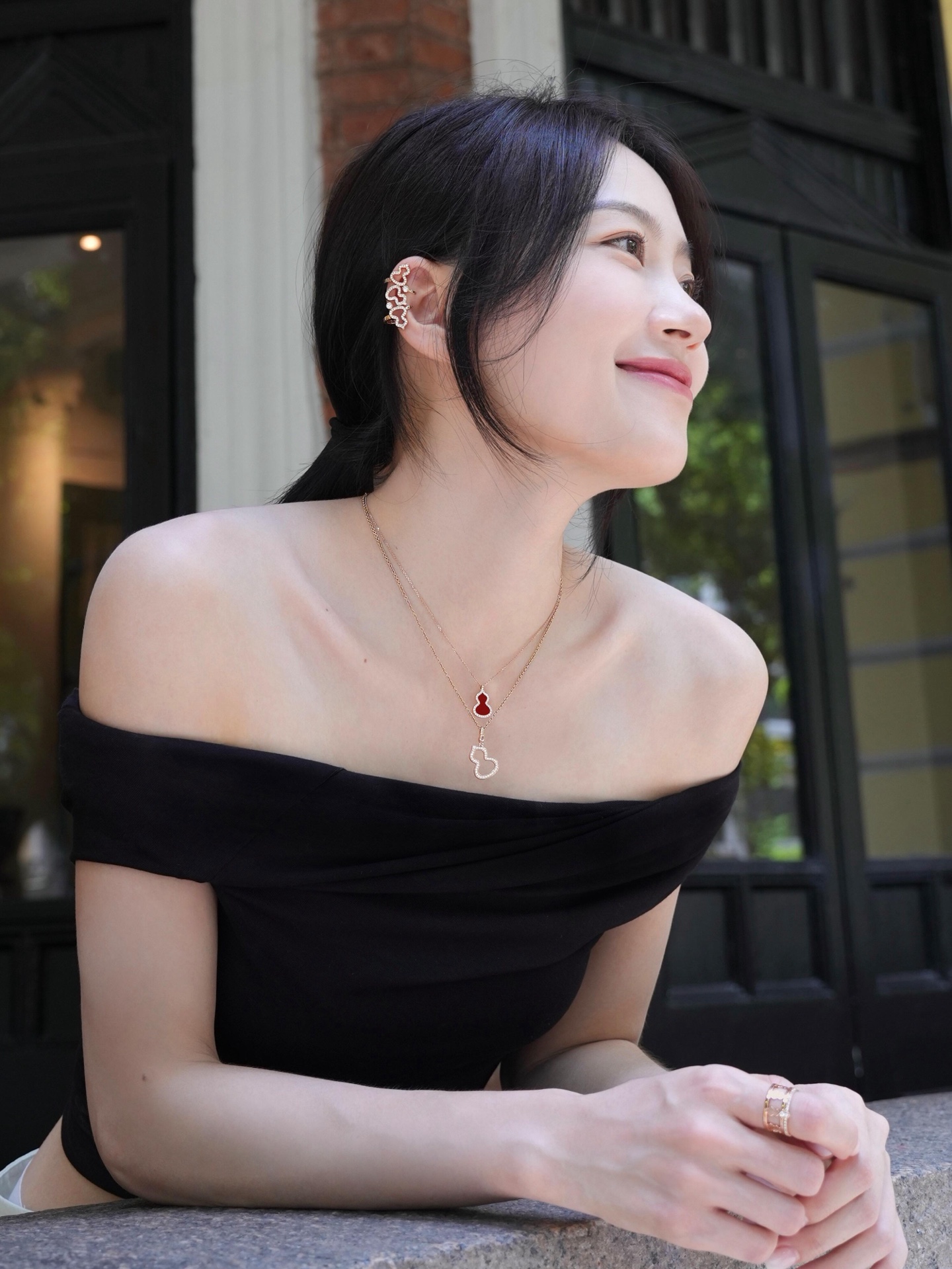 【Qeelin麒麟镶钻葫芦银小号项链】一致官网黄铜材质，非常的上镜‼️设计很特别值得入手。高级手工坊系列
