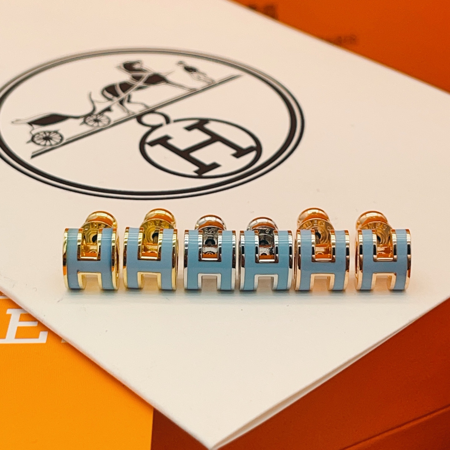 HE019【蓝色H形迷你银色耳钉】HE020【蓝色H形迷你金色耳钉】HE021【蓝色H形迷你玫瑰金色耳钉