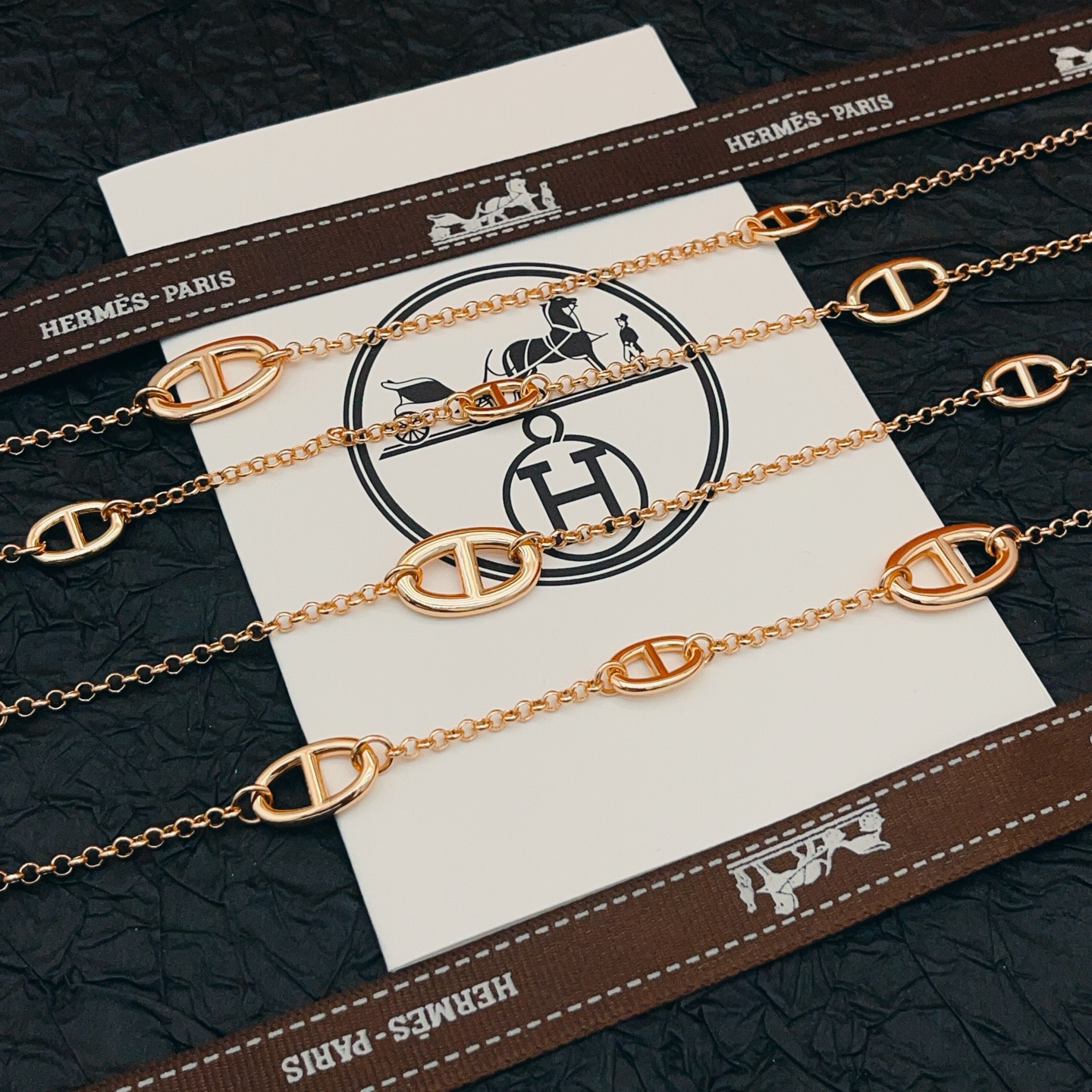 尺寸：160CM【He@mes最新款🆕🆕爱马仕光面猪鼻子玫瑰金色毛衣链】一致官网黄铜材质，非常的上镜‼️