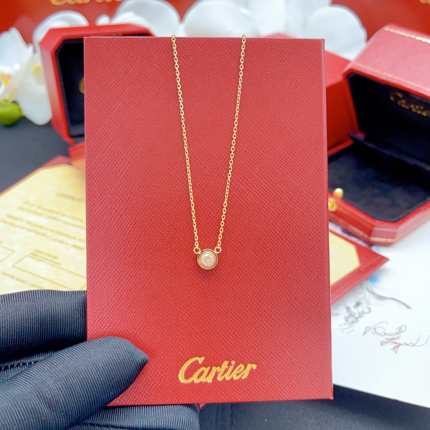【Cartie*最新款🆕🆕卡地亚圆形单钻玫瑰金项链】一致官网黄铜材质，非常的上镜‼️设计很特别值得入手。