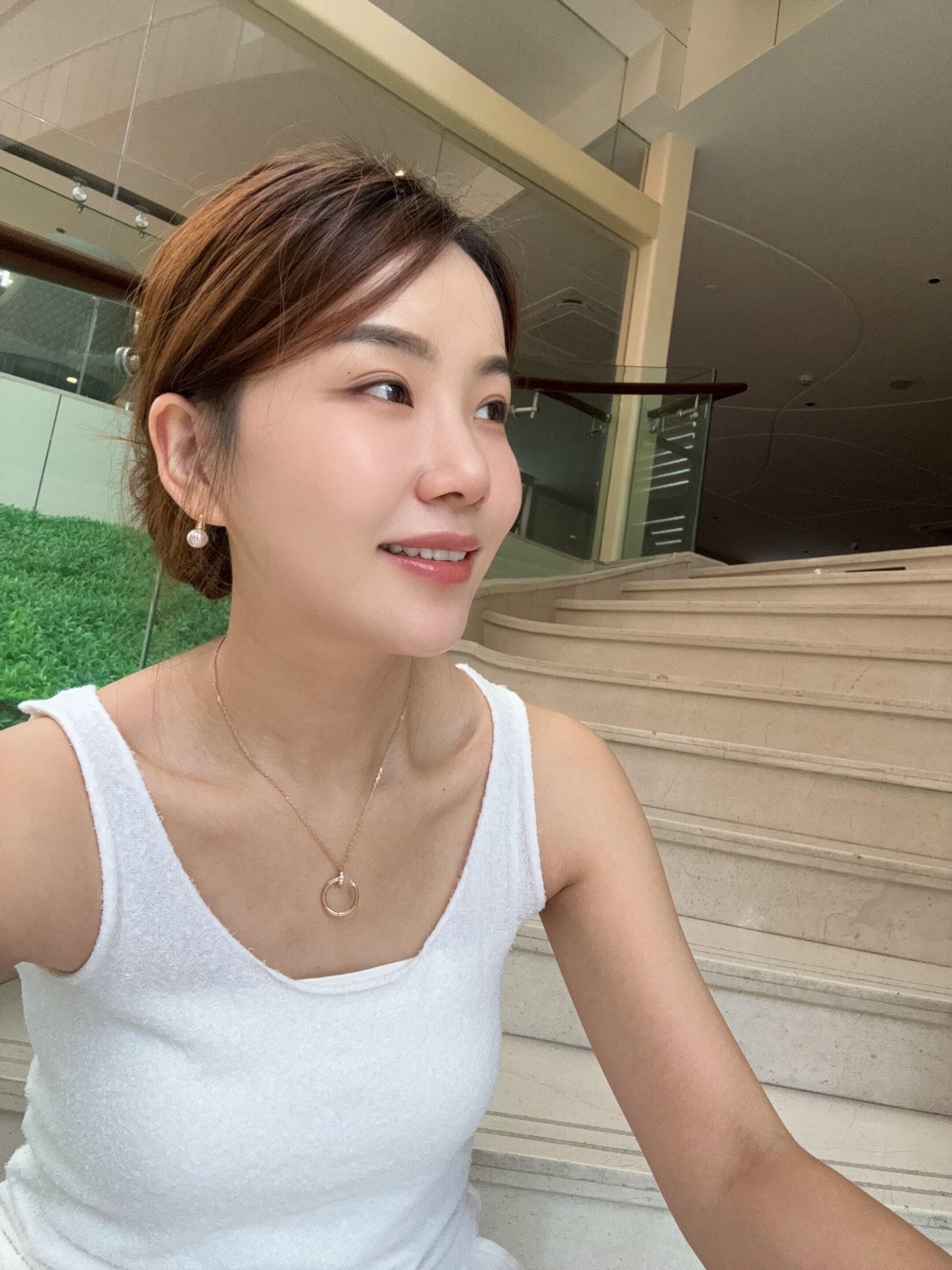玫瑰金【Cartie*卡地亚最新款🆕🆕玫瑰金光面钉子项链】一致官网黄铜材质，非常的上镜‼️设计很特别值得