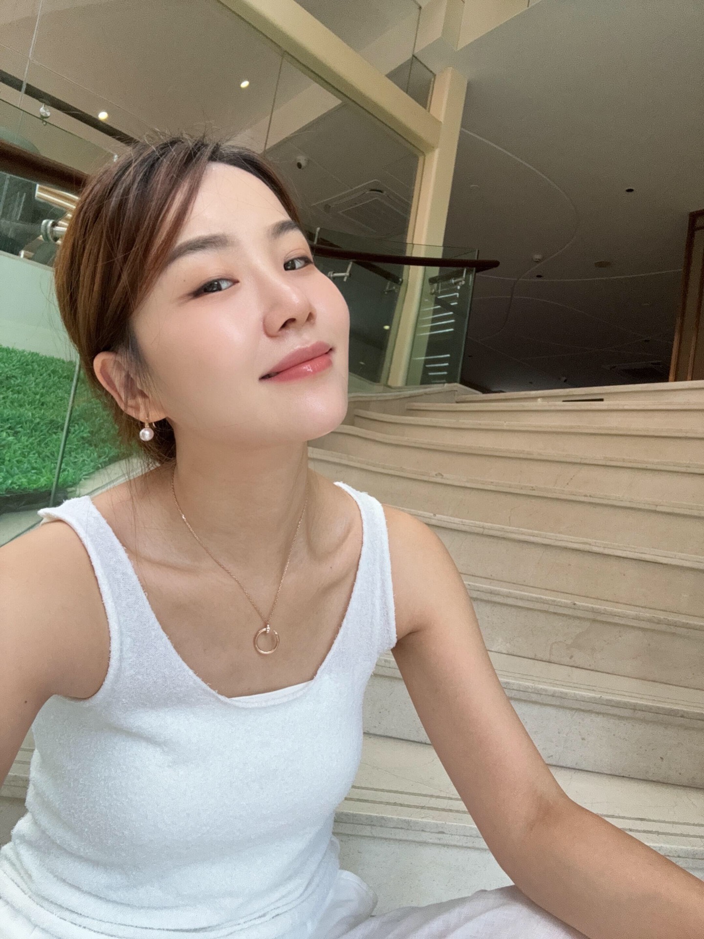 玫瑰金【Cartie*卡地亚最新款🆕🆕玫瑰金光面钉子项链】一致官网黄铜材质，非常的上镜‼️设计很特别值得