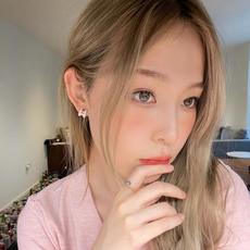 HE077银色HE078金色HE079玫瑰金【He@mes最新款🆕🆕三色粉色H珐琅耳钉】一致官网黄铜材质 HE077银色HE078金色HE079玫瑰金【He@mes最新款🆕🆕三色粉色H珐琅耳钉】一致官网黄铜材质