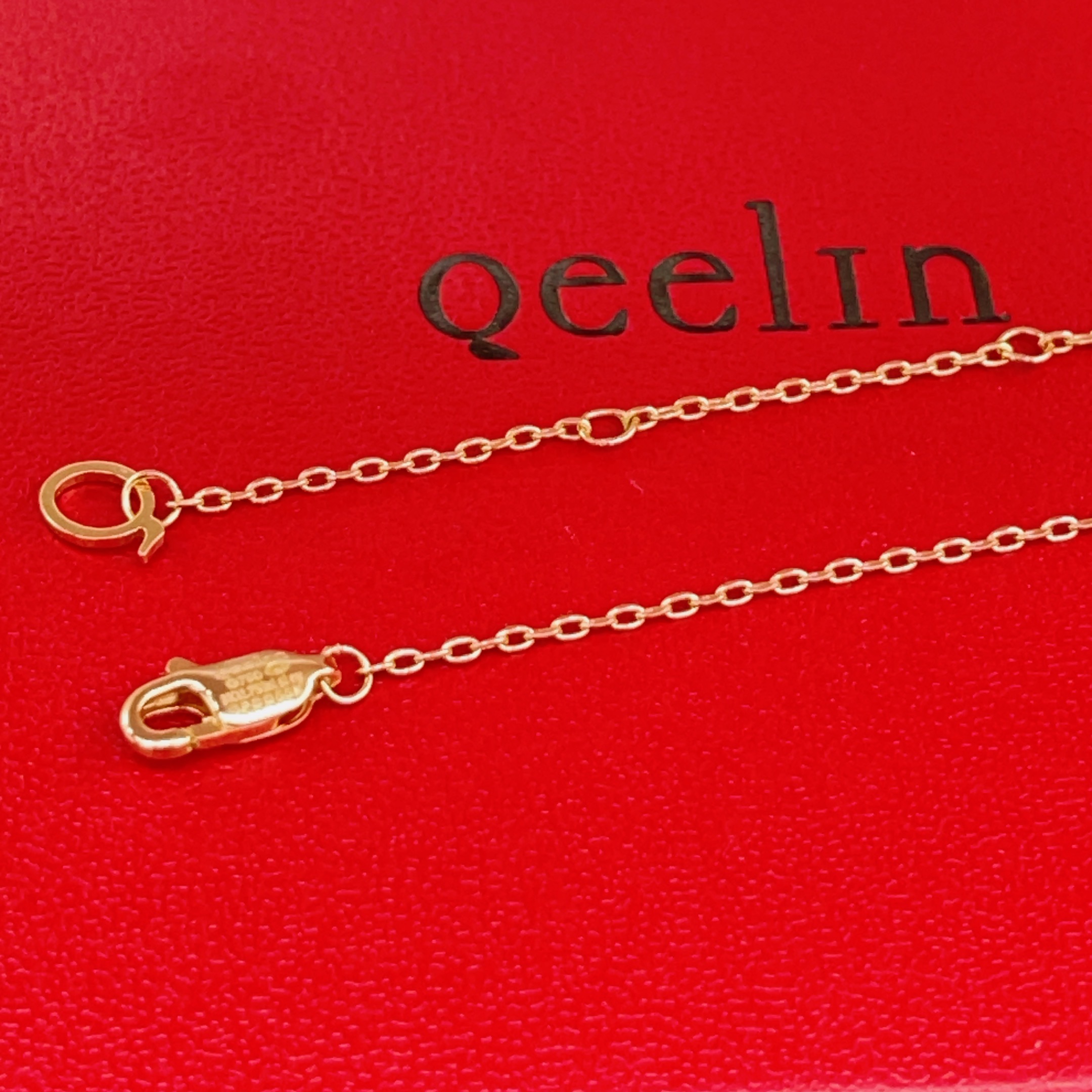 【Qeelin 最新款🆕🆕玫瑰金镶钻圆形葫芦项链】一致官网黄铜材质，非常的上镜‼️设计很特别值得入手。高
