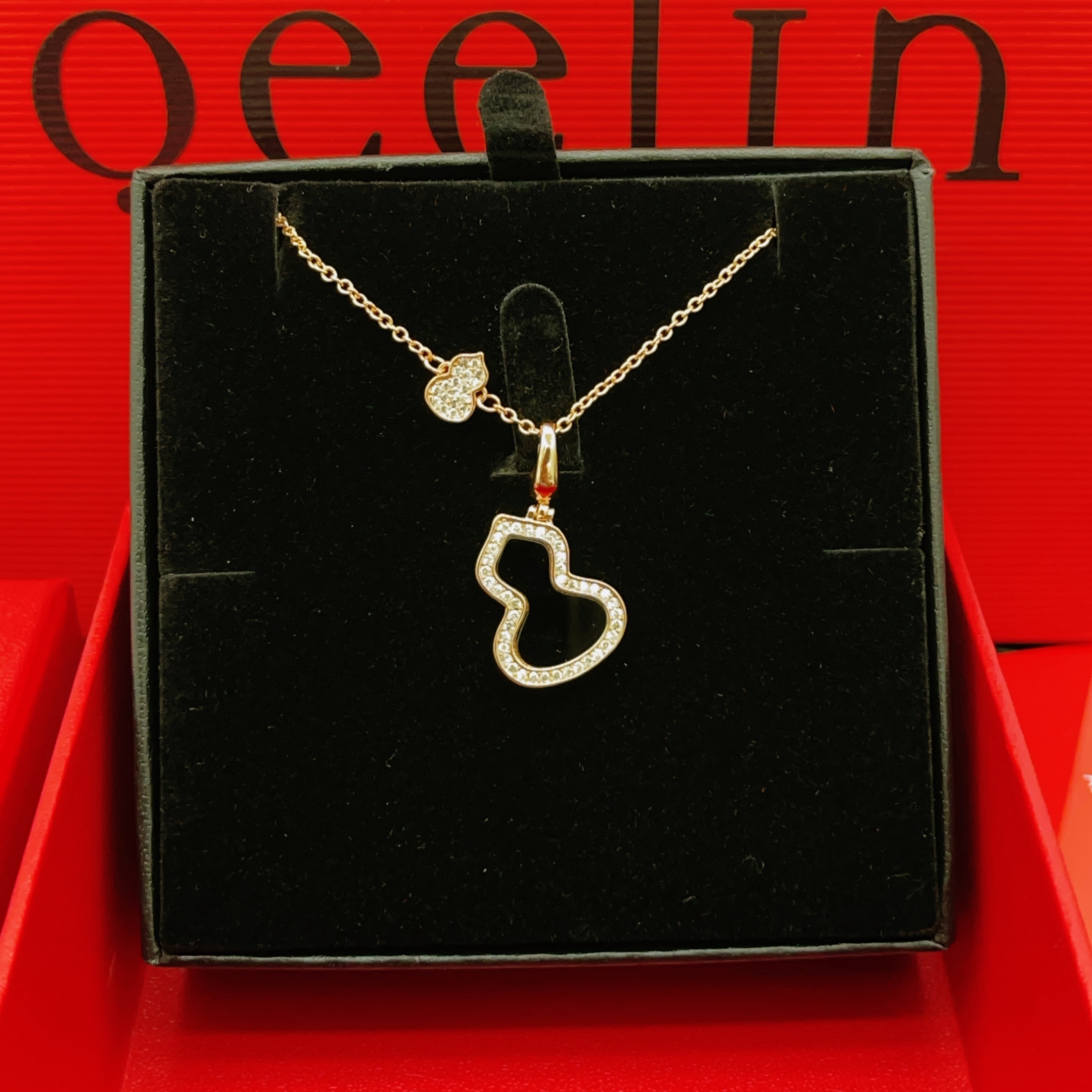 【Qeelin 最新款🆕🆕黑色镶钻葫芦玫瑰金色项链】一致官网黄铜材质，非常的上镜‼️设计很特别值得入手高