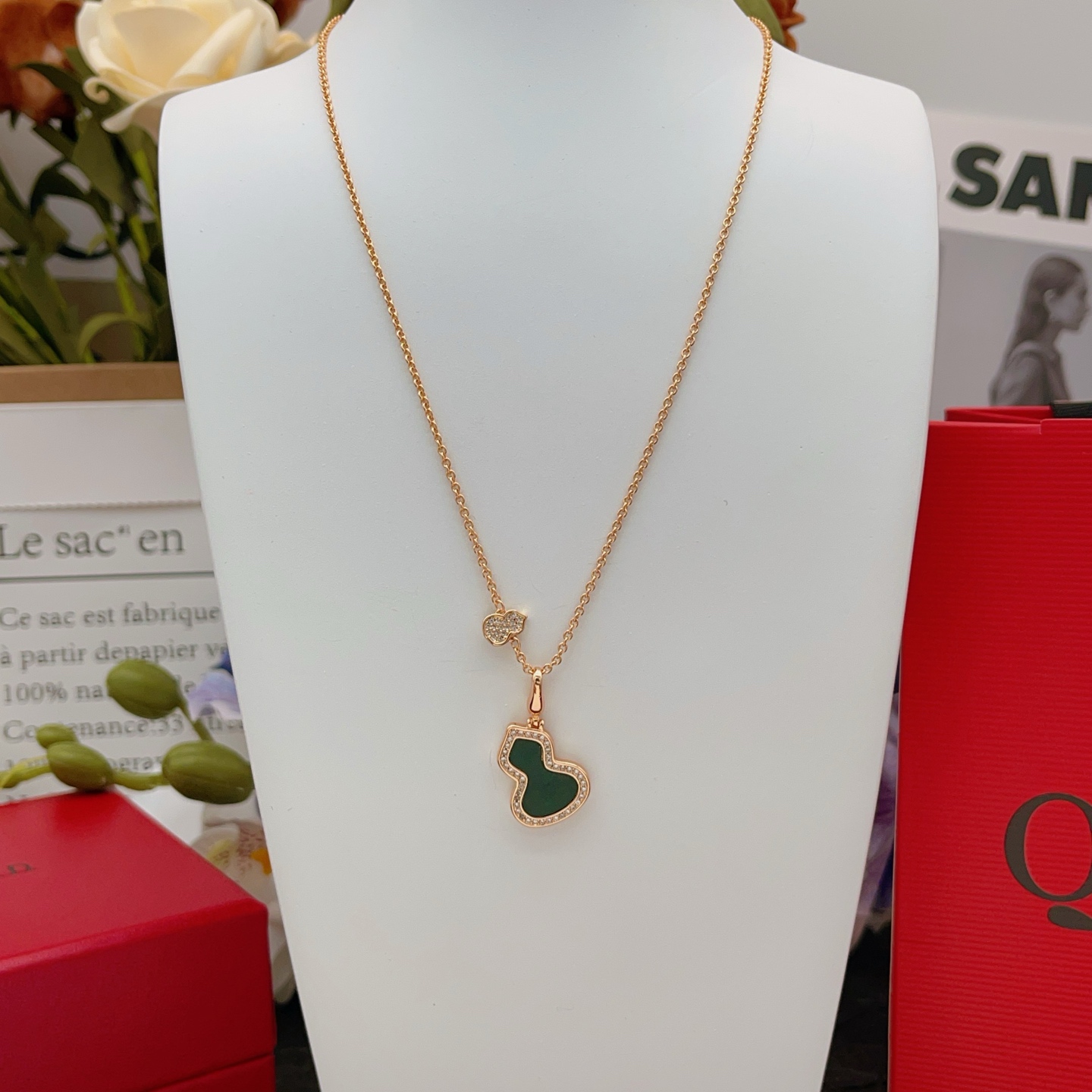 Qeelin Wulu necklace 18K rose gold green jade diamond 42cm