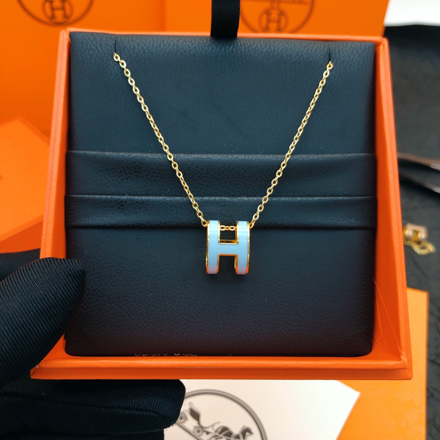 Hermès He@mes爱马仕浅蓝色珐琅金色大号项链只能用无敌形容